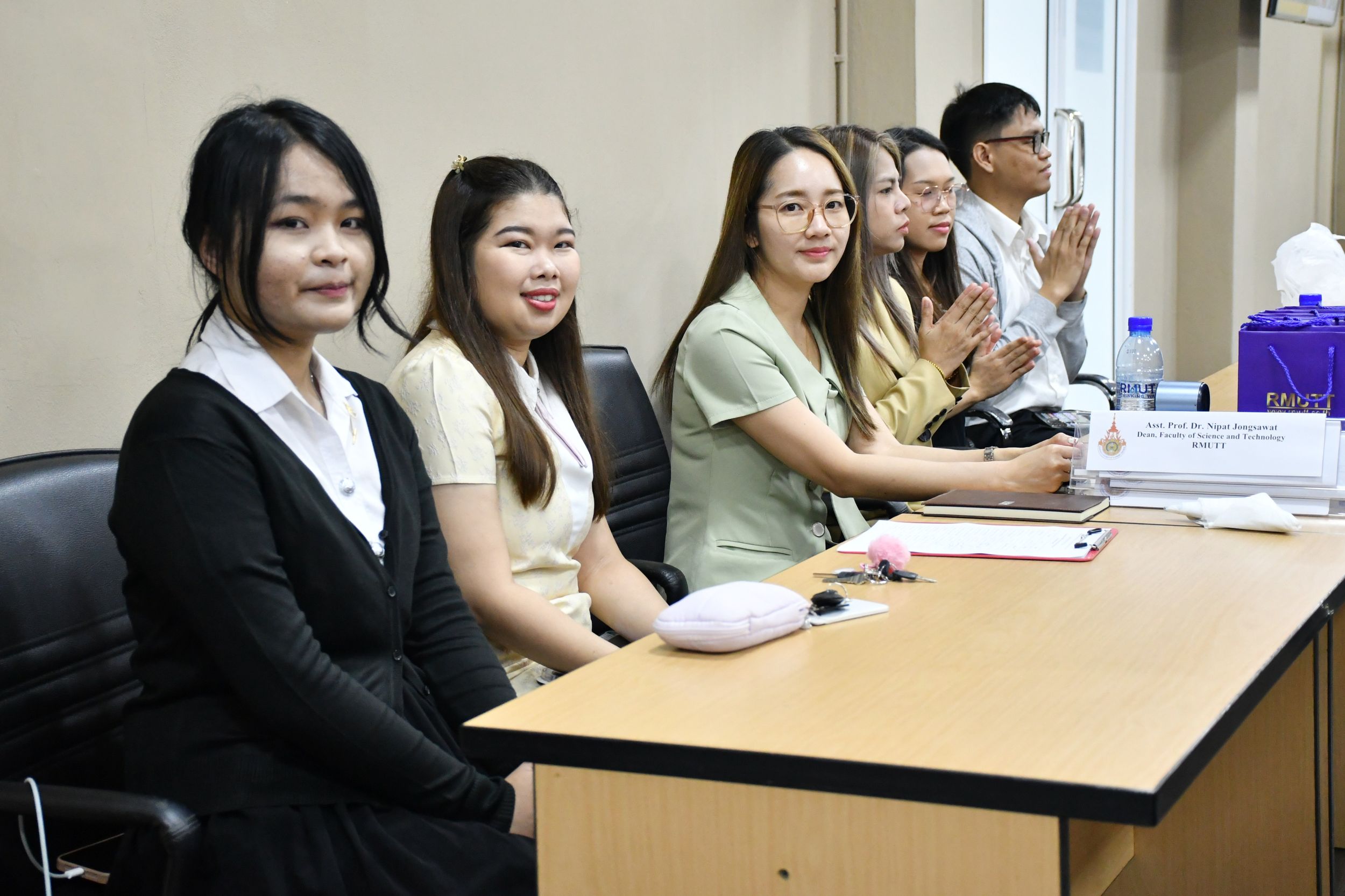 ภาพประกอบเว็บไซต์