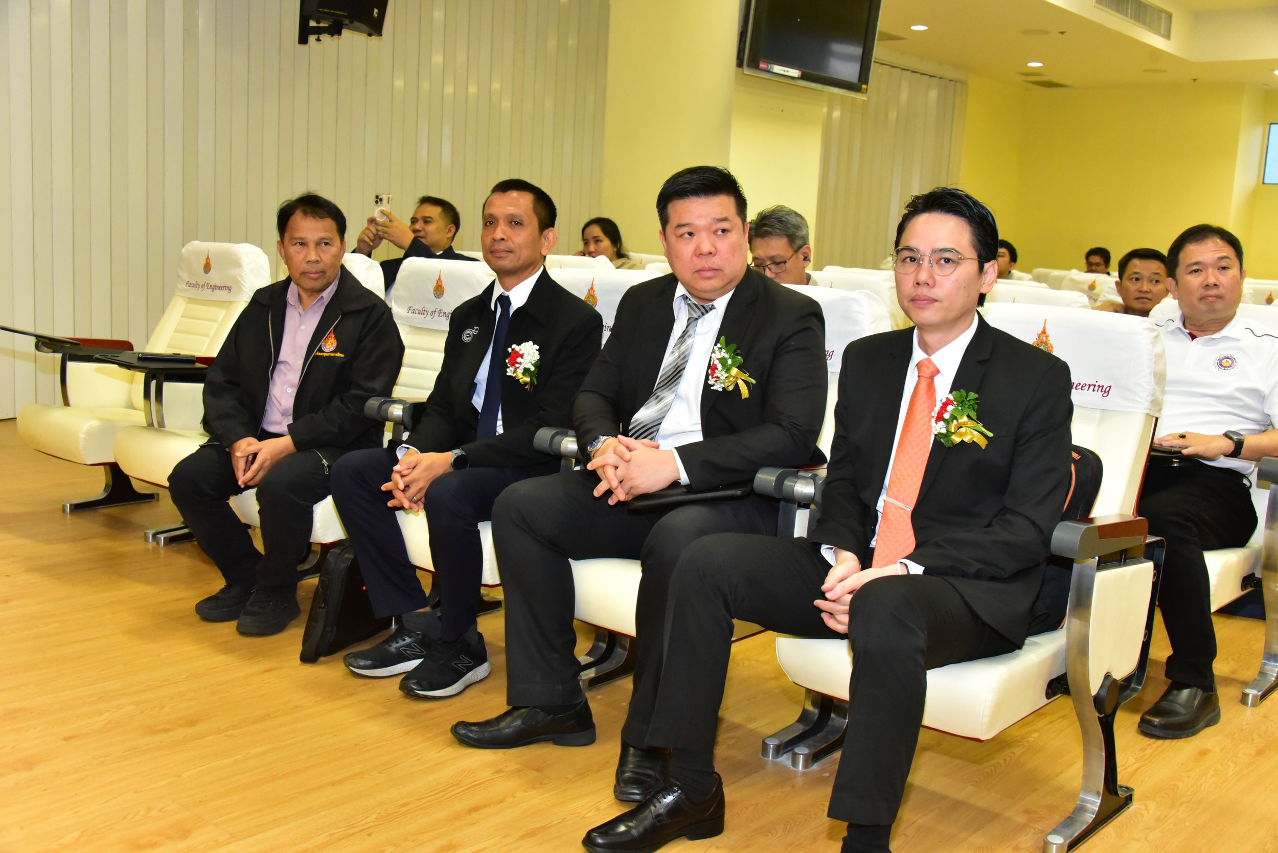 ภาพประกอบเว็บไซต์