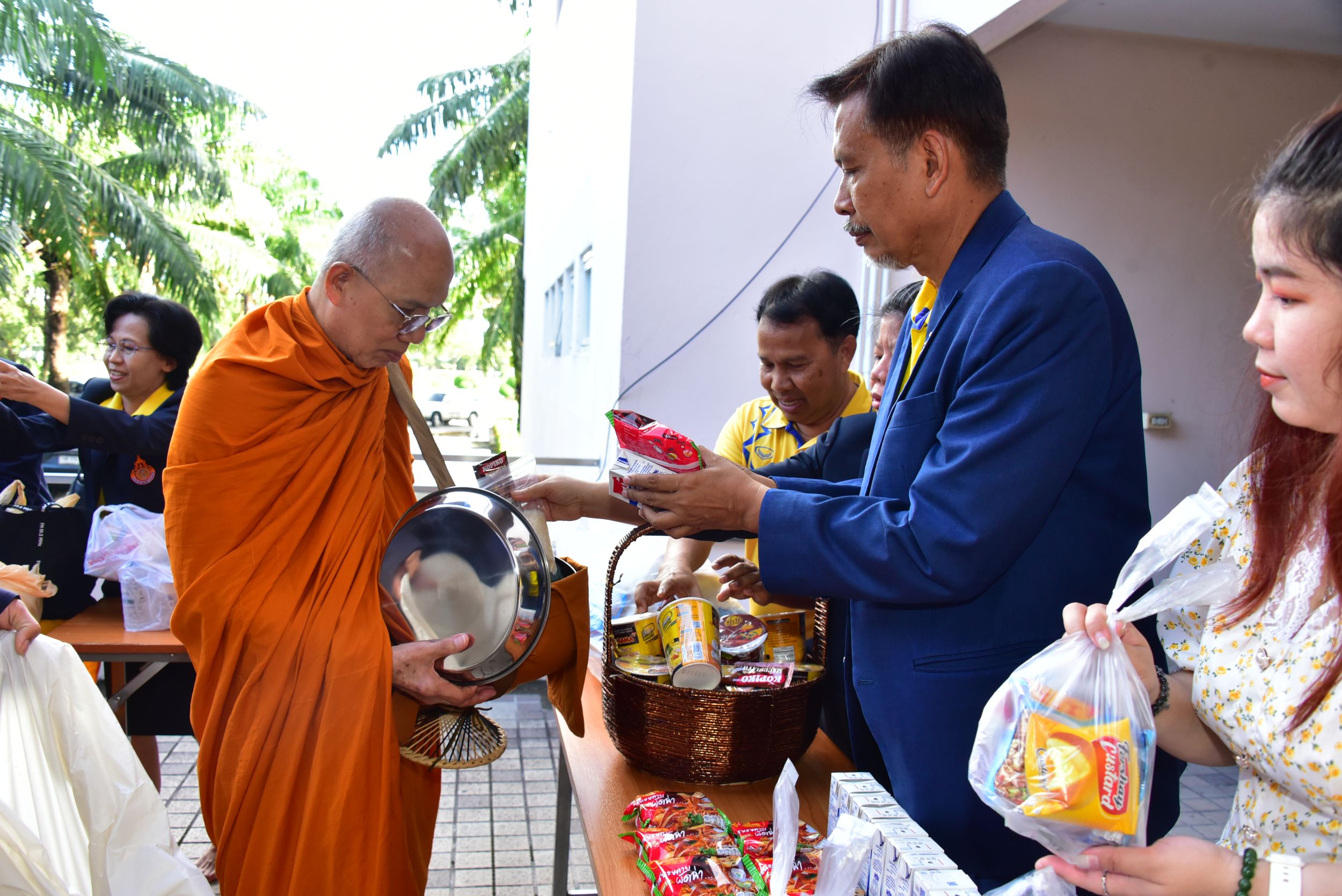 ภาพประกอบเว็บไซต์