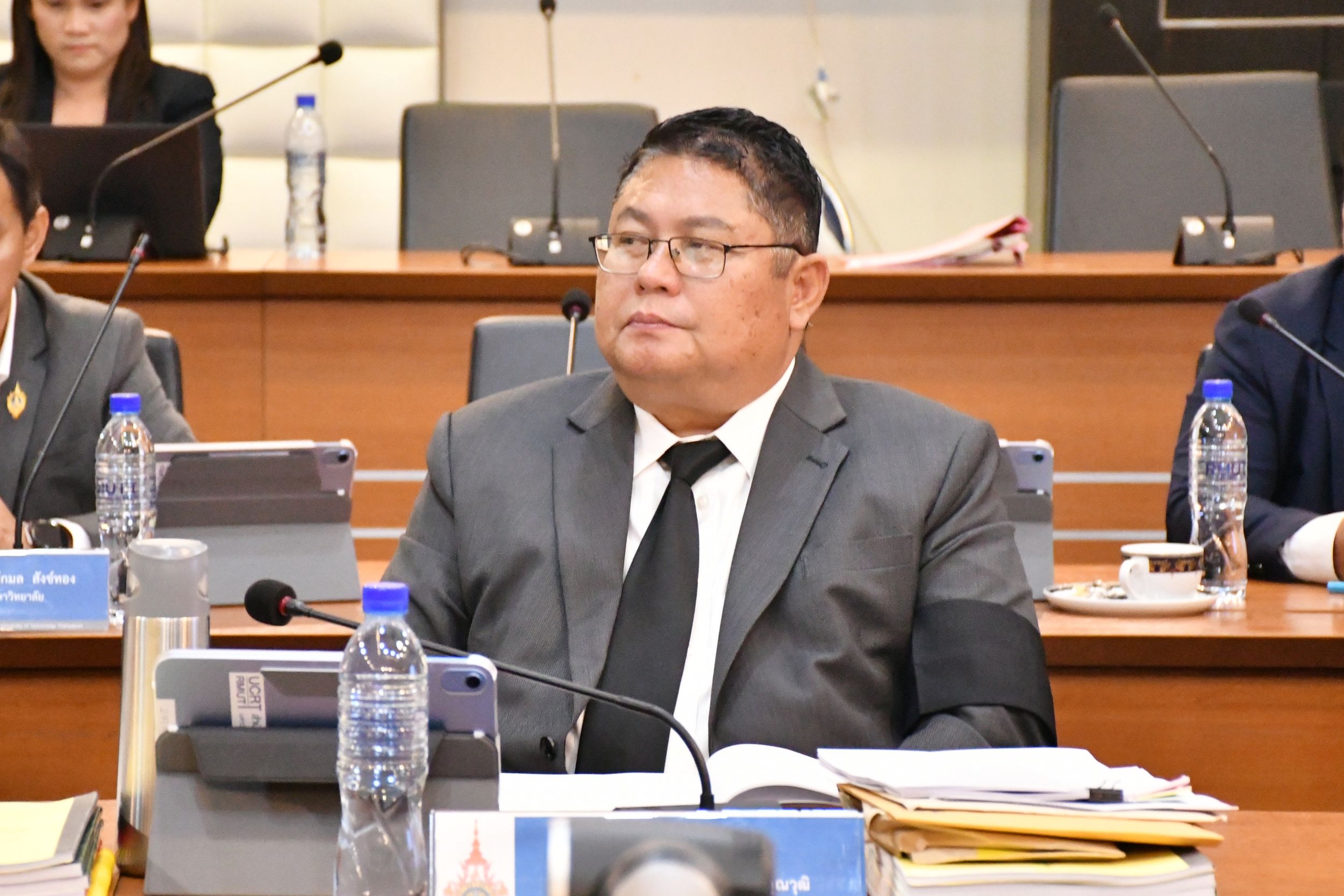 การประชุมสภามหาวิทยาลัย_05