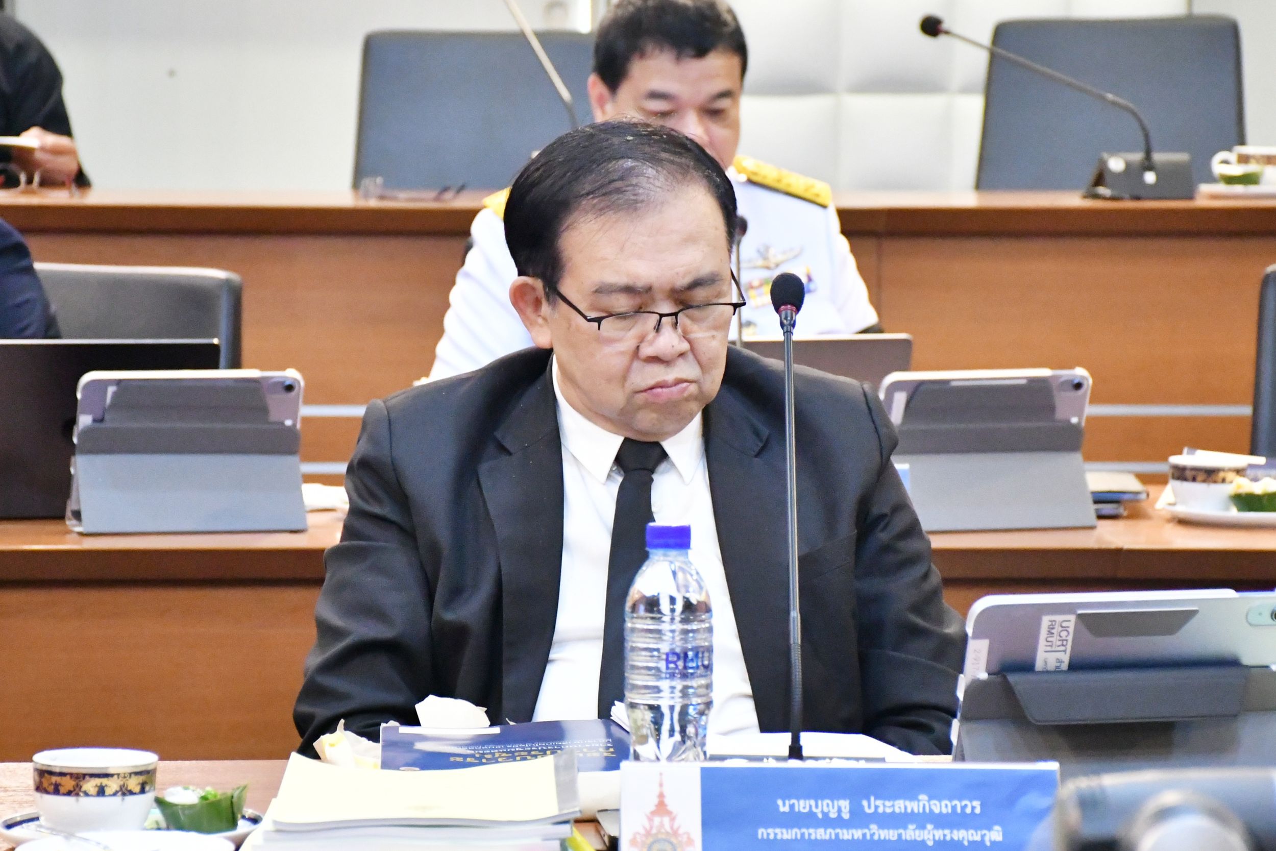 การประชุมสภามหาวิทยาลัย_12