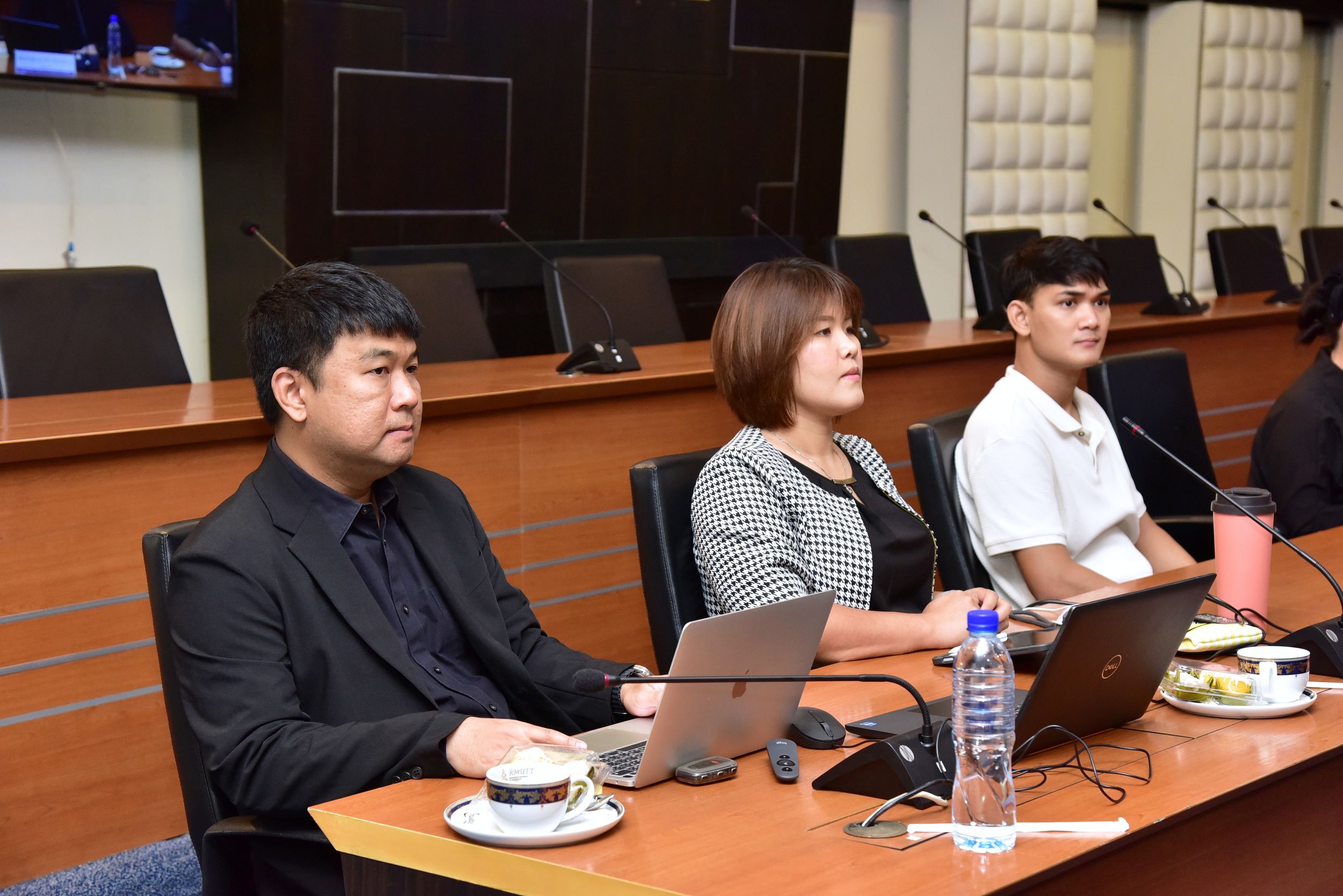 ภาพประกอบเว็บไซต์