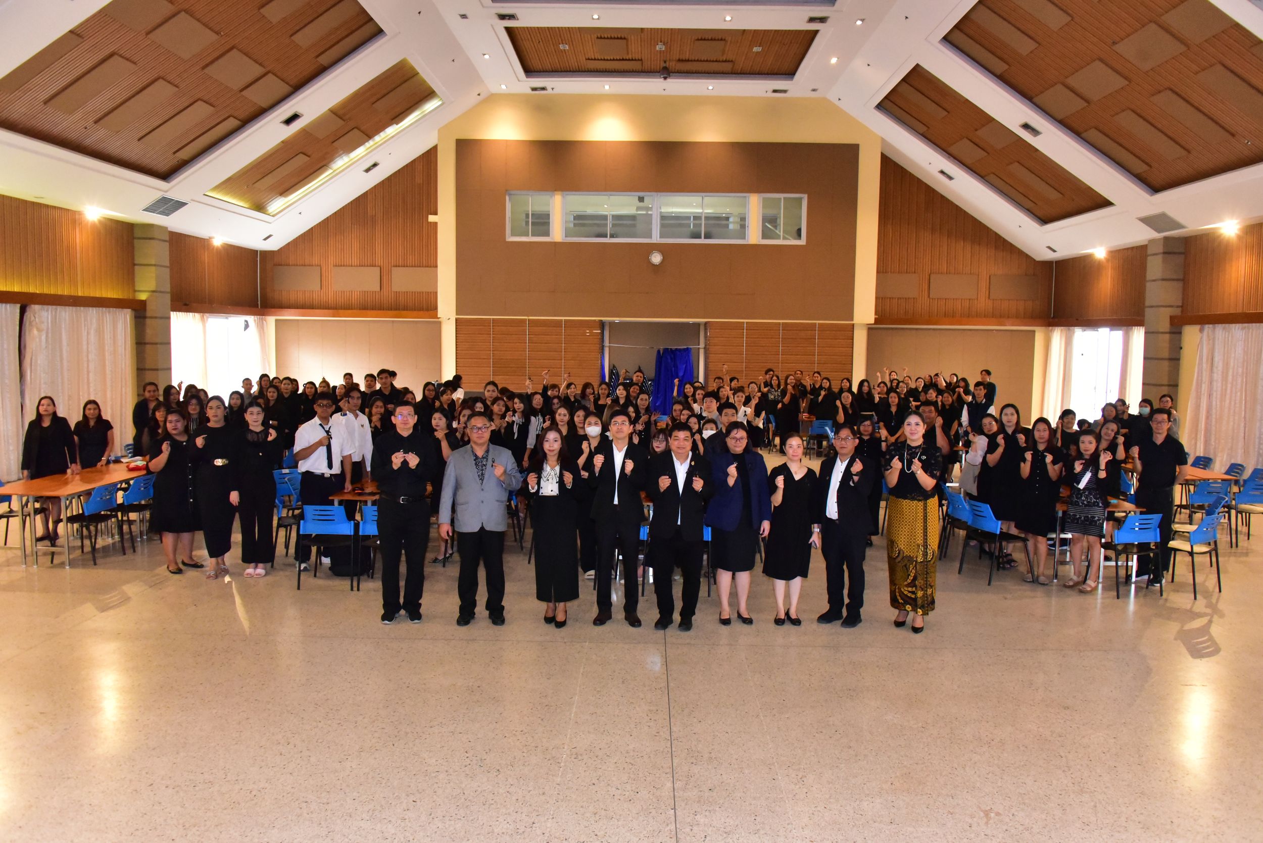 20251105 ร่วมประดิษฐ์ริบบิ้นดำ_111