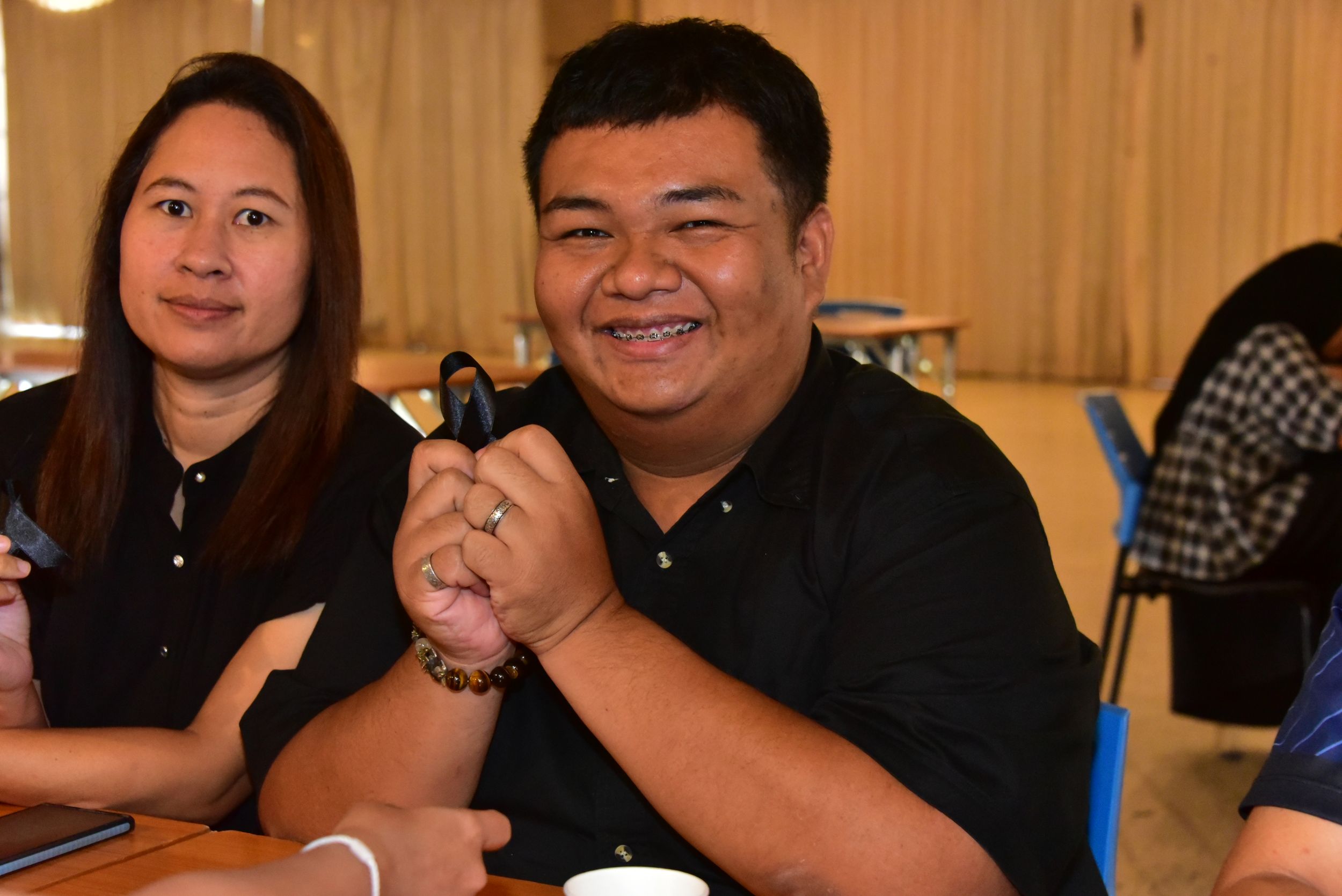 20251105 ร่วมประดิษฐ์ริบบิ้นดำ_24