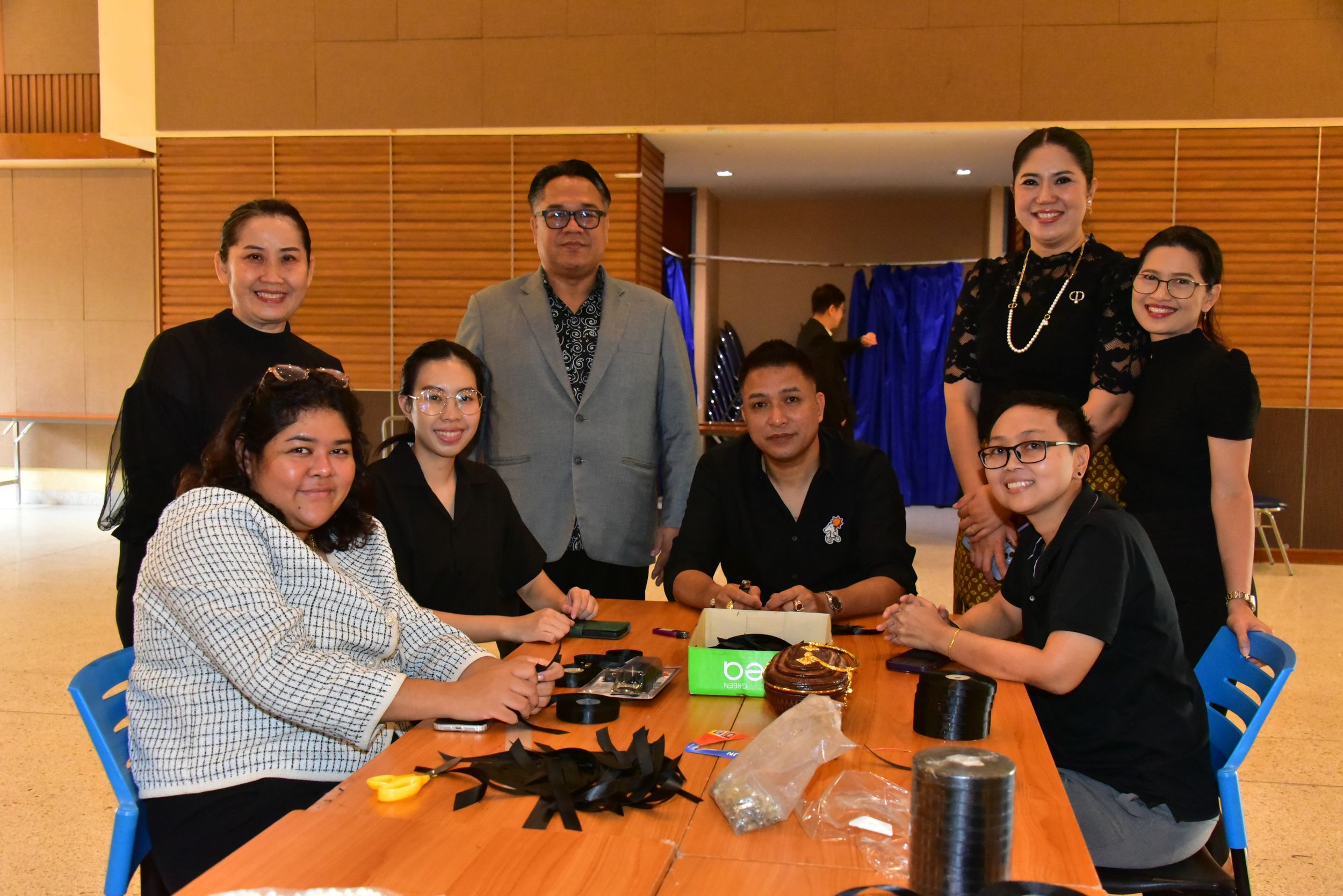 20251105 ร่วมประดิษฐ์ริบบิ้นดำ_42