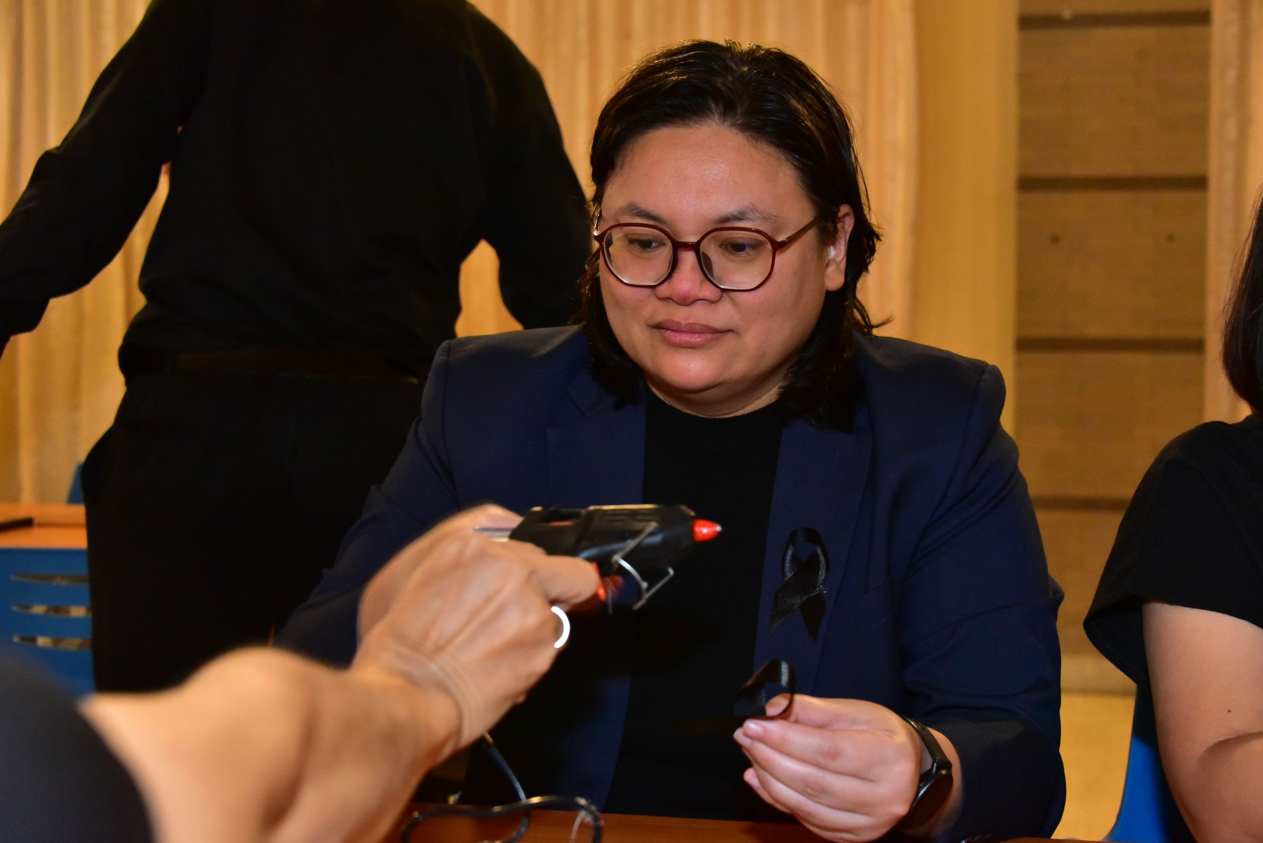 20251105 ร่วมประดิษฐ์ริบบิ้นดำ_79