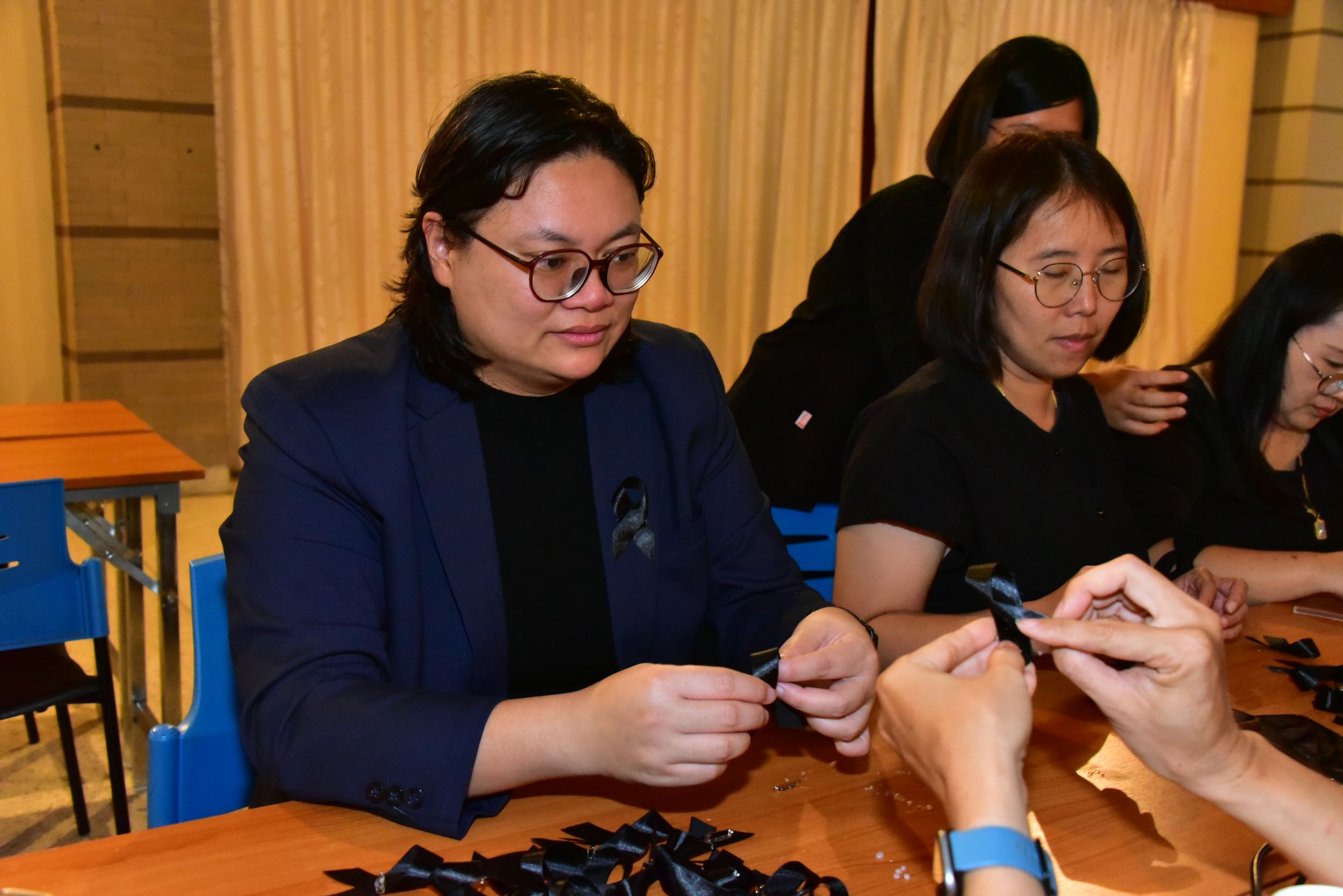 20251105 ร่วมประดิษฐ์ริบบิ้นดำ_81