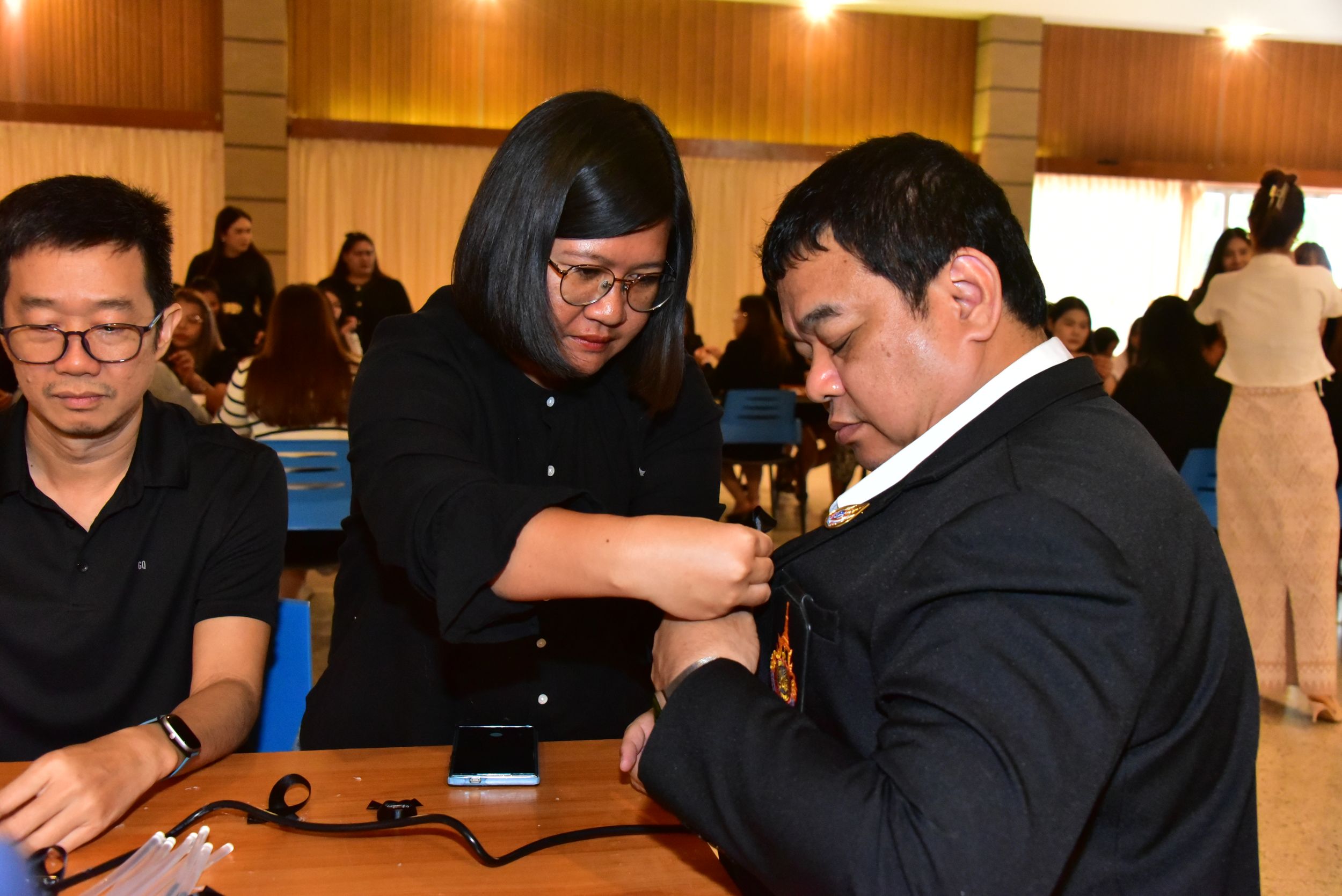 20251105 ร่วมประดิษฐ์ริบบิ้นดำ_82