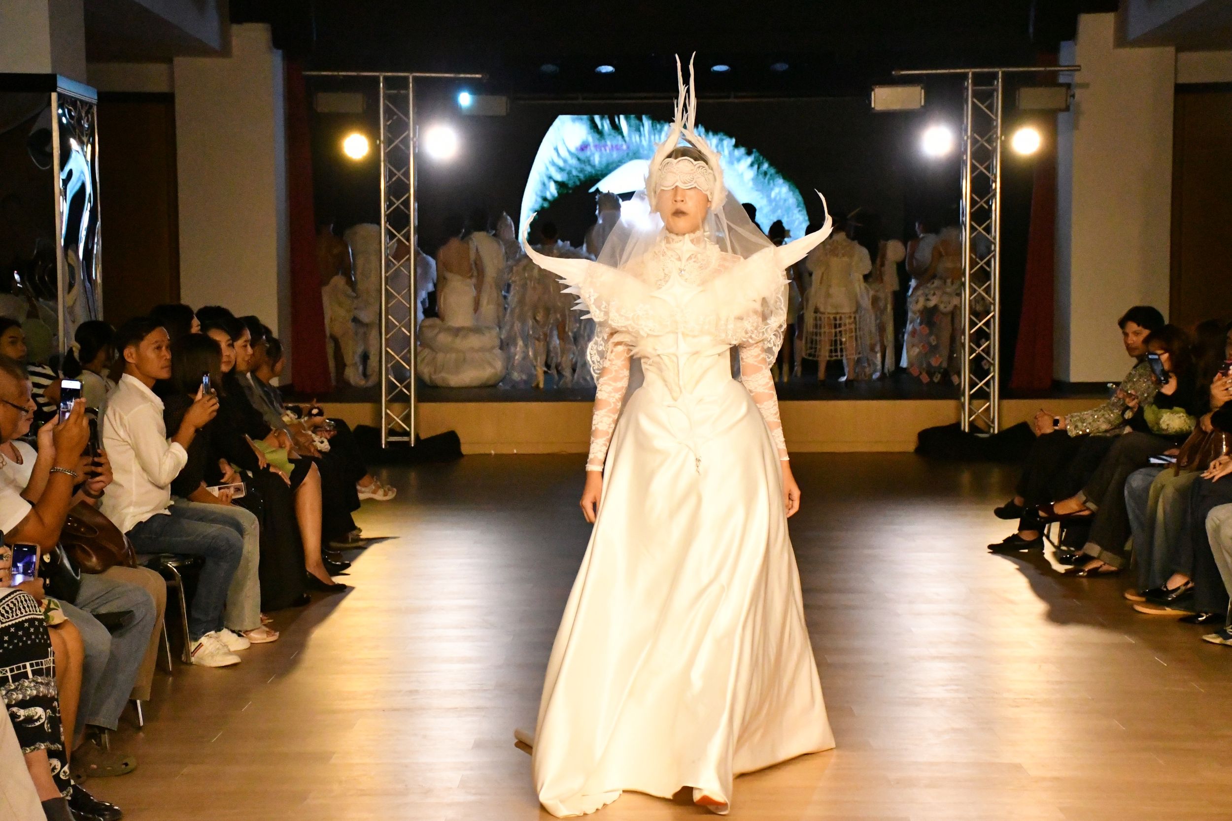 SATLAB FASHION EXPERIMENT By 1st Year Student_09