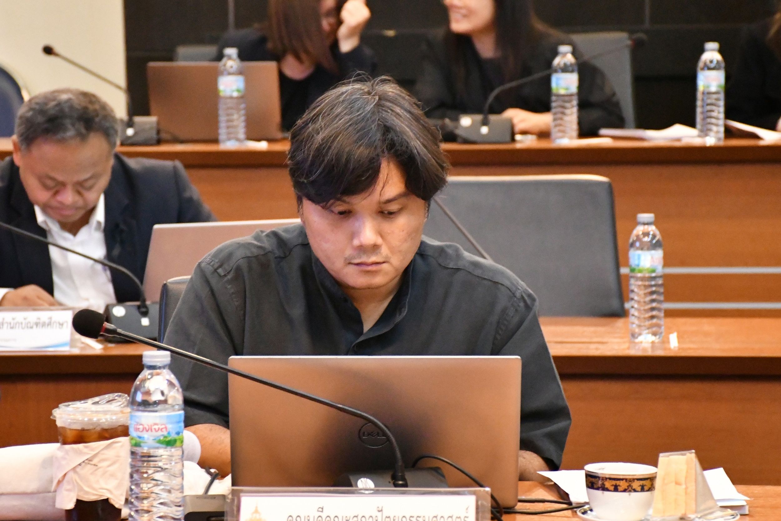 คณะกรรมการบริหารงานวิชาการและวิจัย _05