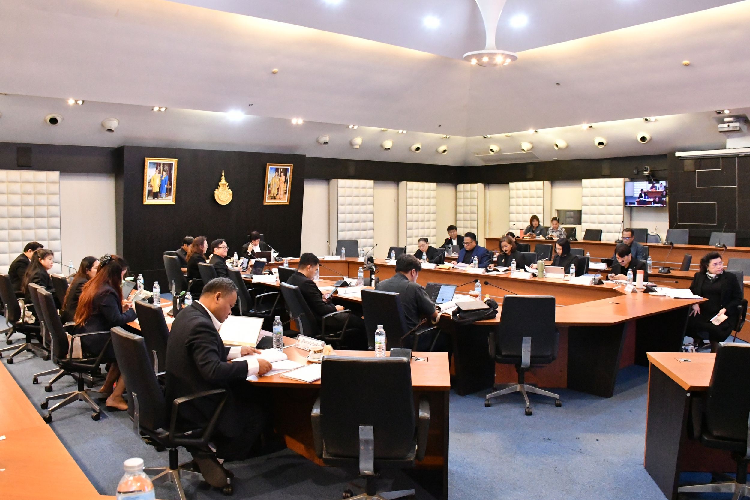 คณะกรรมการบริหารงานวิชาการและวิจัย _18