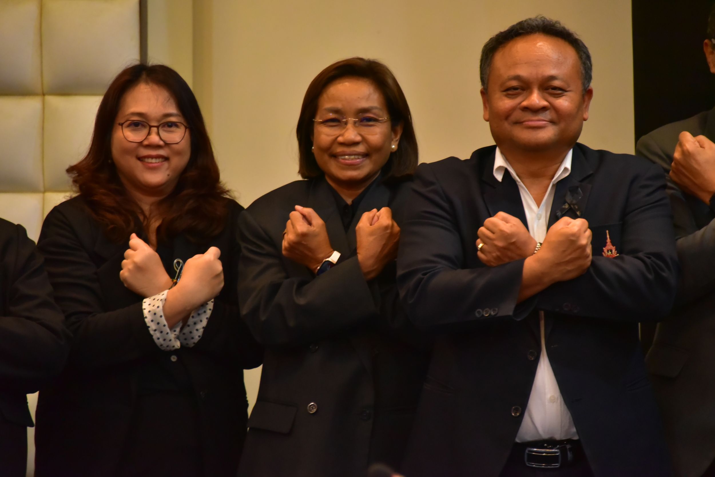 20251215 No Gift Policy_17