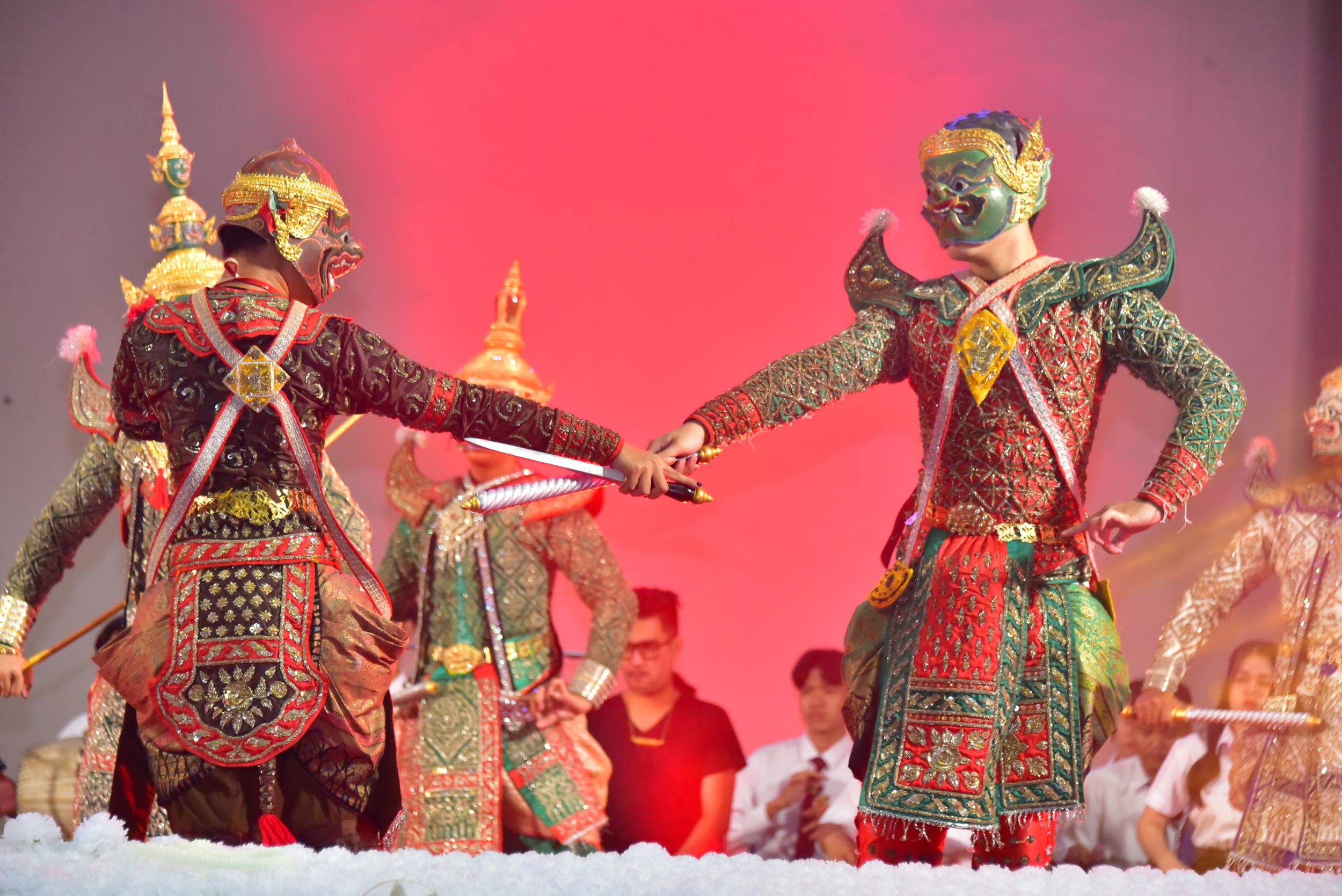 20251225 งานเลี้ยงราชมงคลสัมพันธ์_146