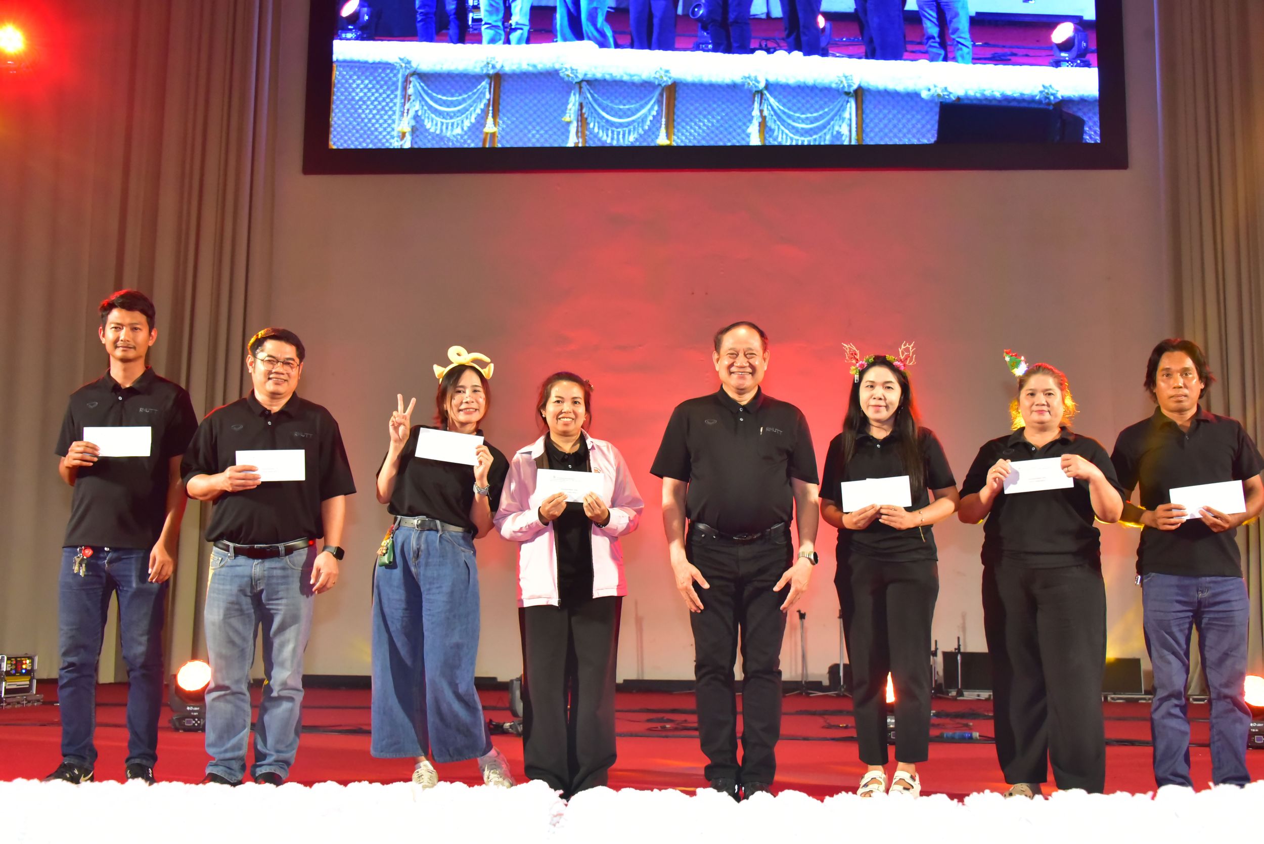 20251225 งานเลี้ยงราชมงคลสัมพันธ์_216