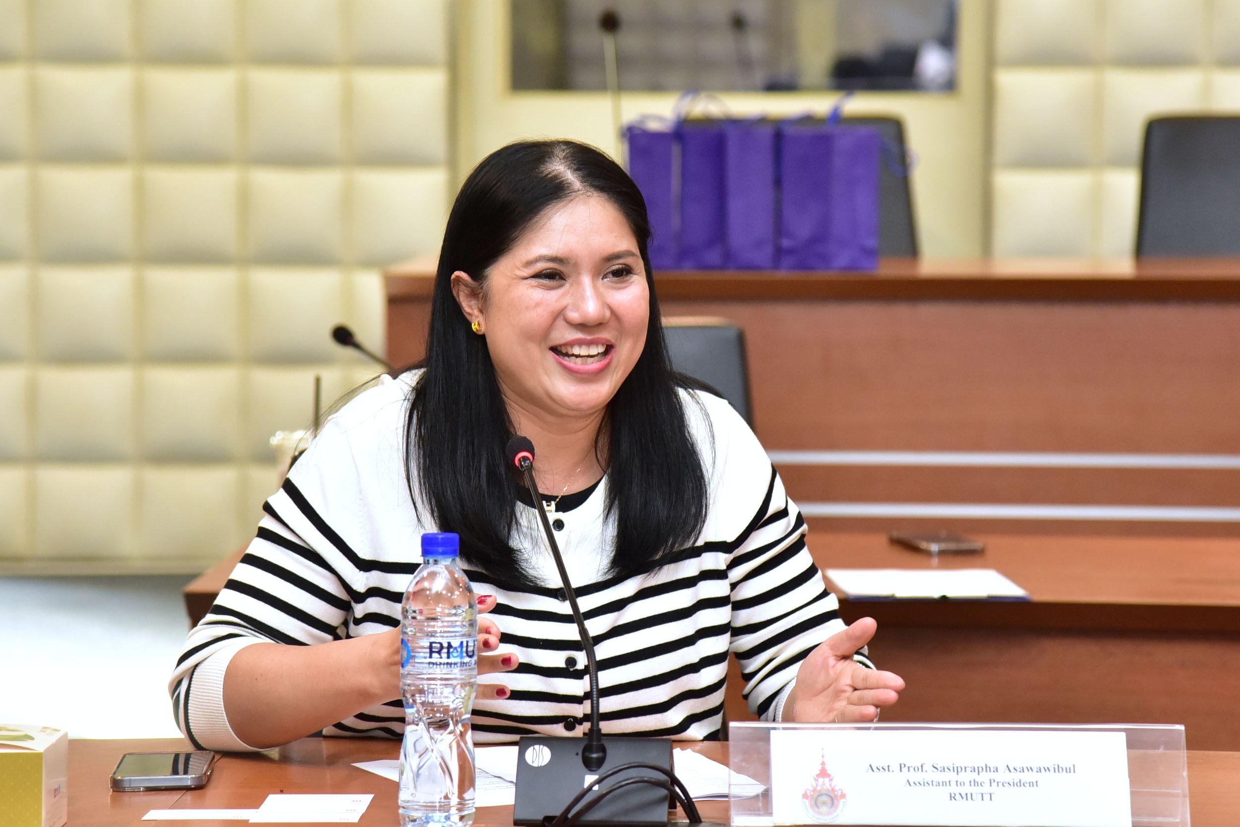 ต้อนรับผู้บริหาร GUFE