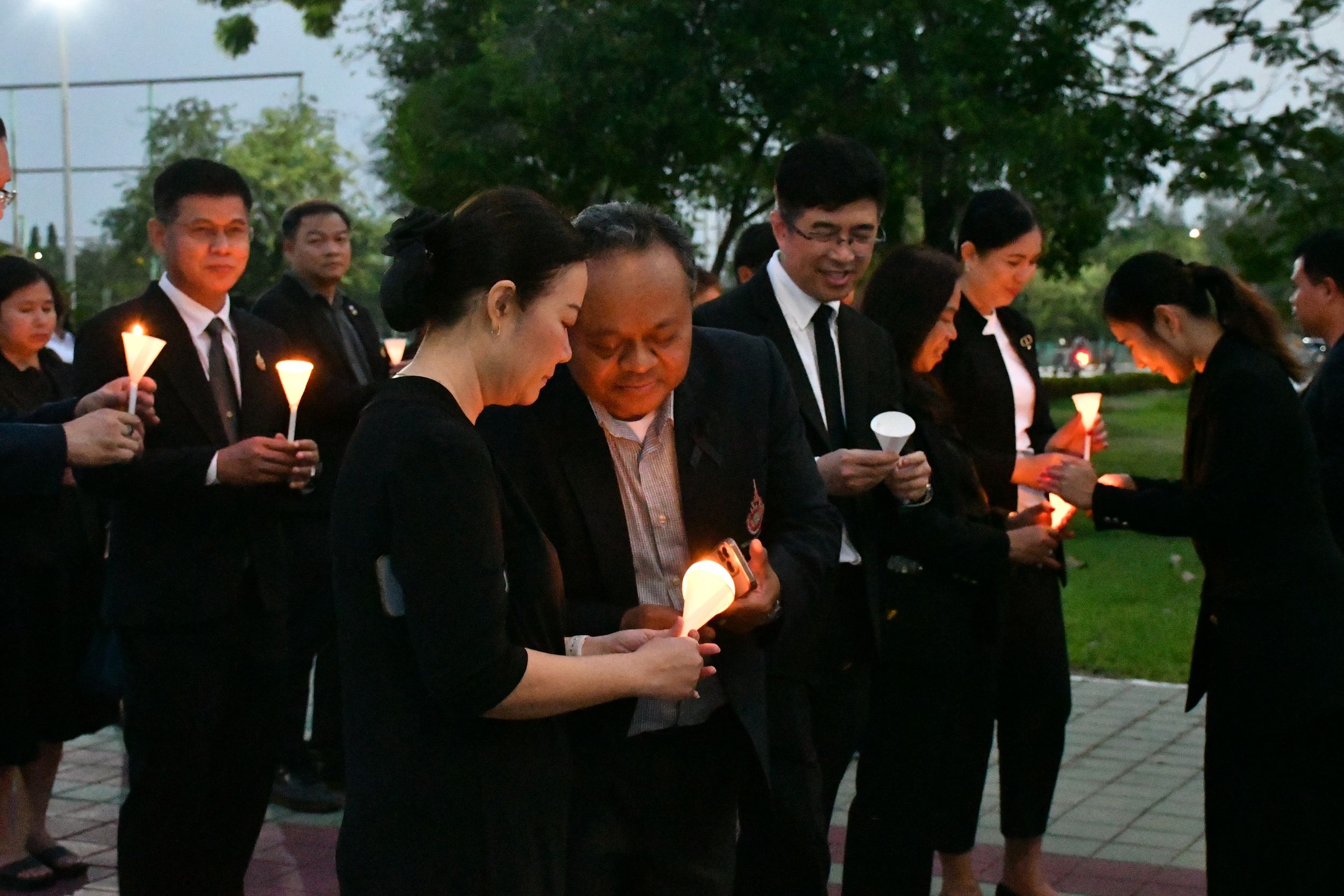 อาลัยถวายแด่พระบรมราชชนนีพันปีหลวง _06