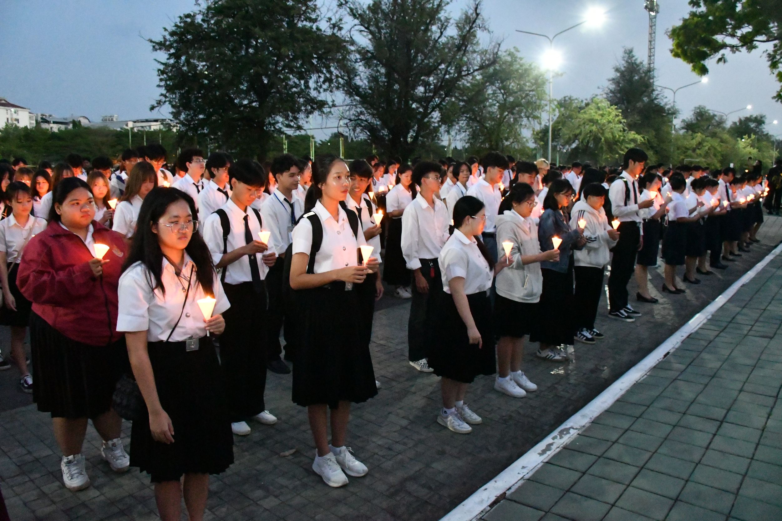 อาลัยถวายแด่พระบรมราชชนนีพันปีหลวง _09
