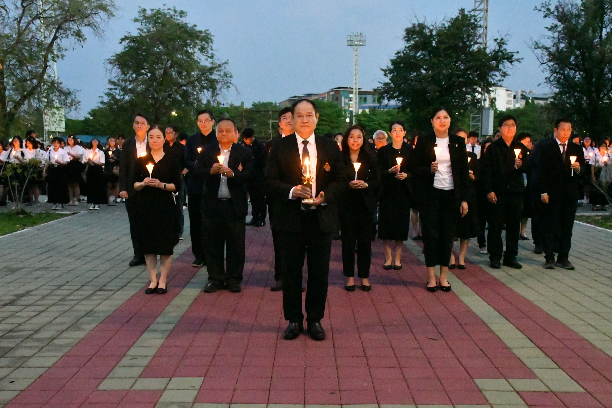 อาลัยถวายแด่พระบรมราชชนนีพันปีหลวง _11
