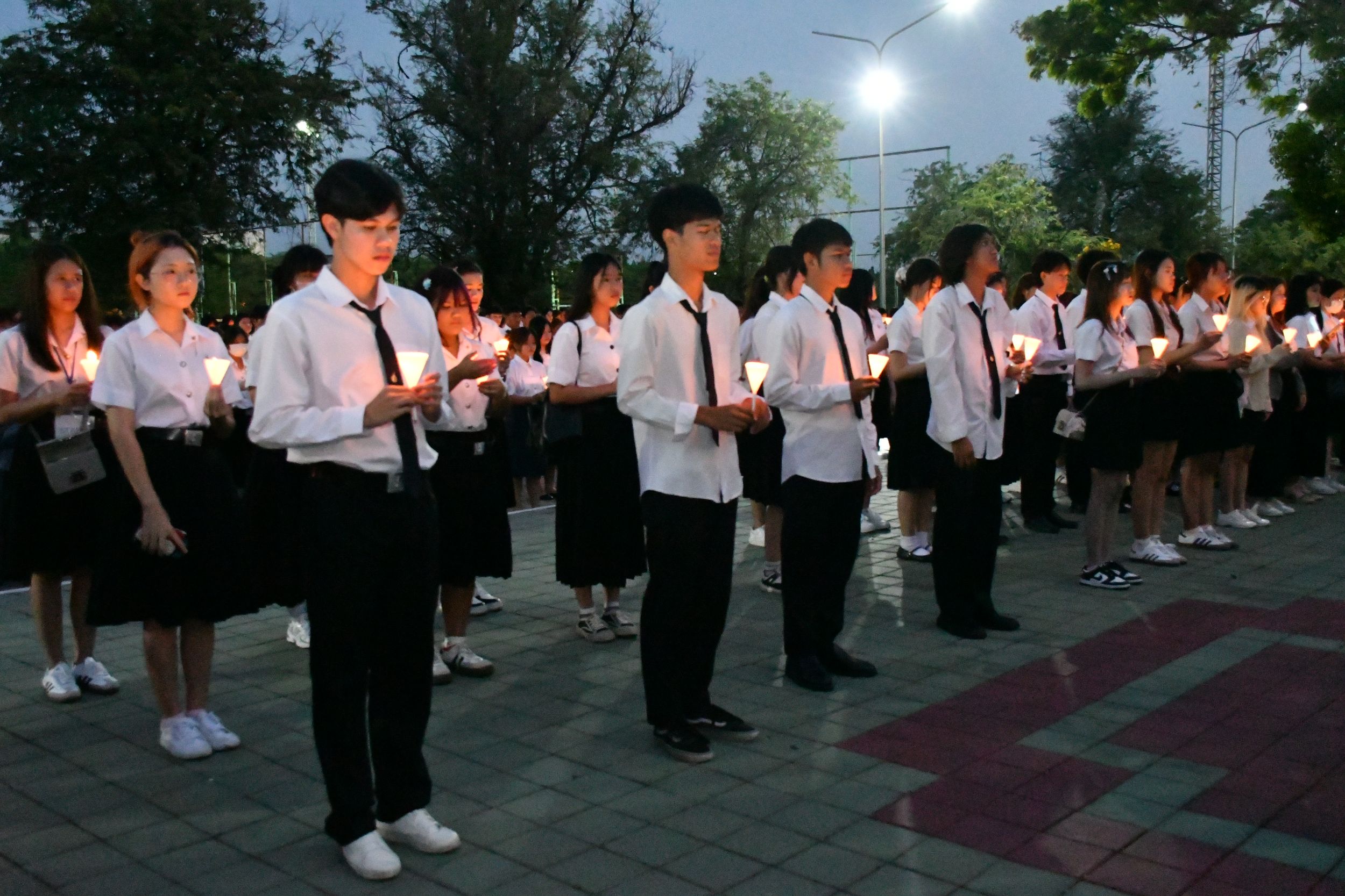 อาลัยถวายแด่พระบรมราชชนนีพันปีหลวง _12