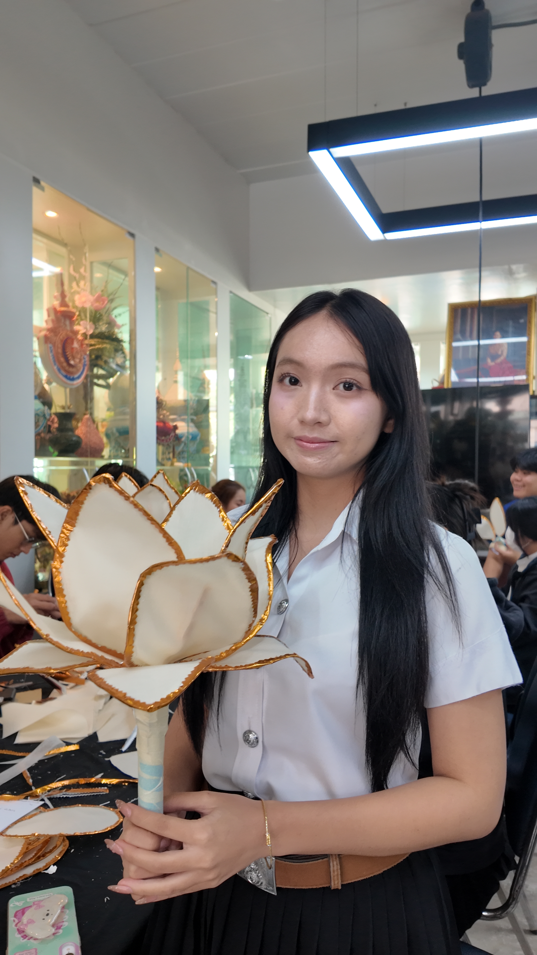 นางสาวพัชรพร นันทโกวัฒน์ นักศึกษาสาขาเศรษฐศาสตร์ คณะบริหารธุรกิจ