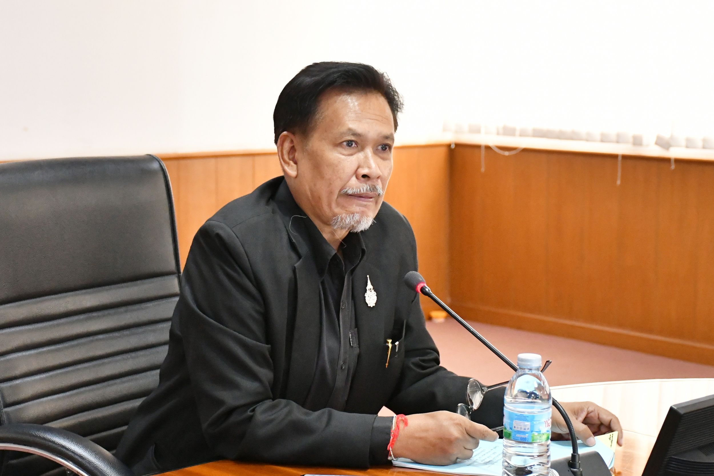 ประชุมคณะกรรมการสภาคณาจารย์และข้าราชการ _02