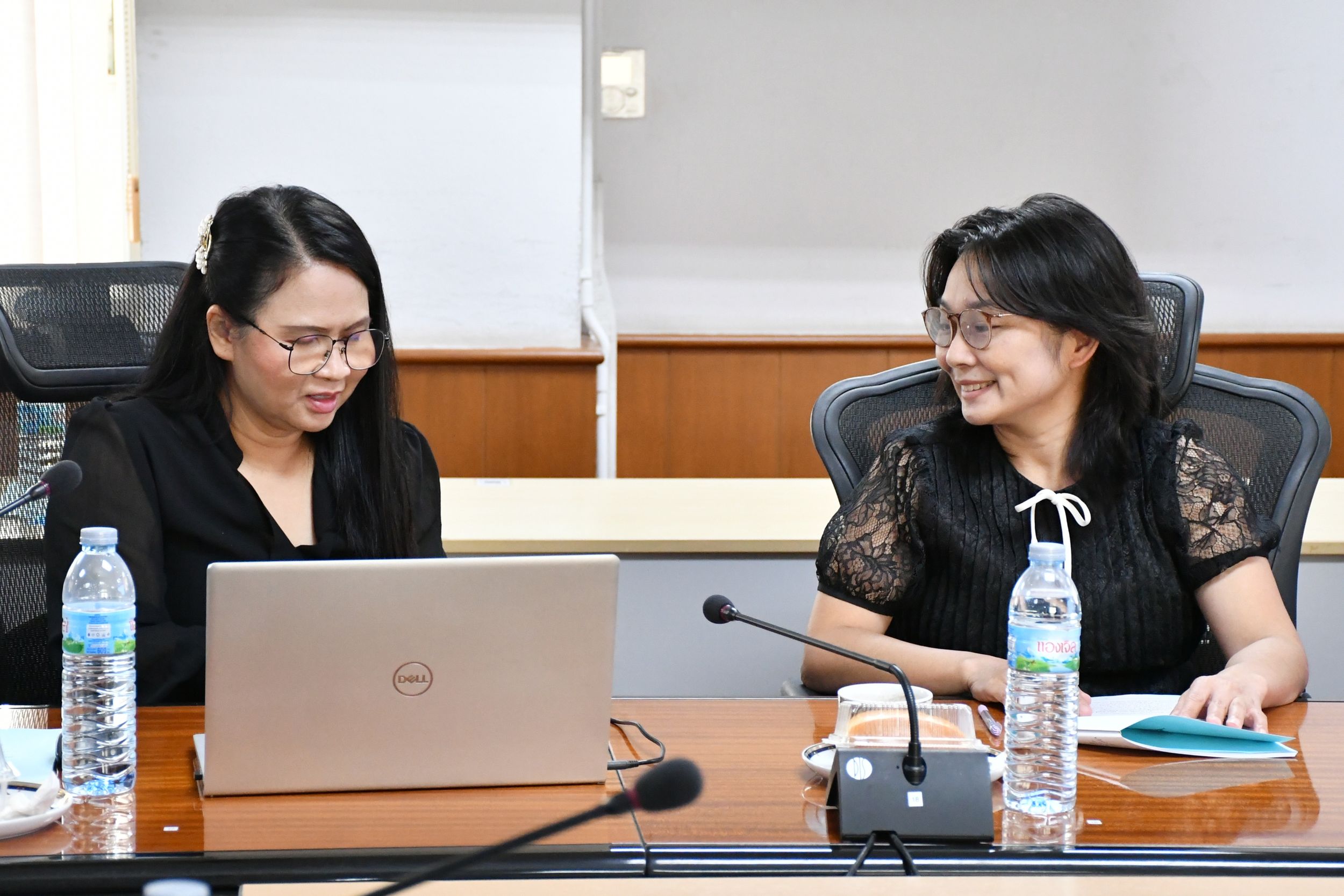 ประชุมคณะกรรมการสภาคณาจารย์และข้าราชการ _06