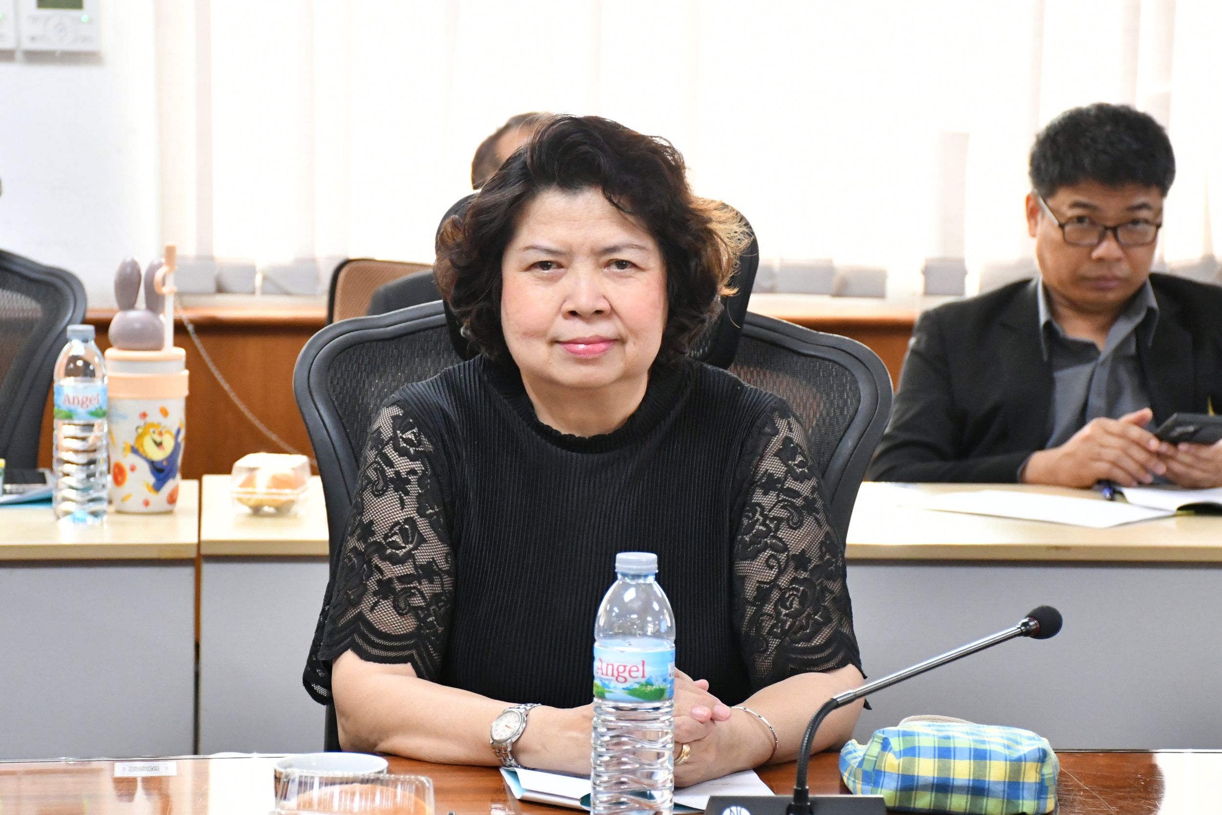 ประชุมคณะกรรมการสภาคณาจารย์และข้าราชการ _18