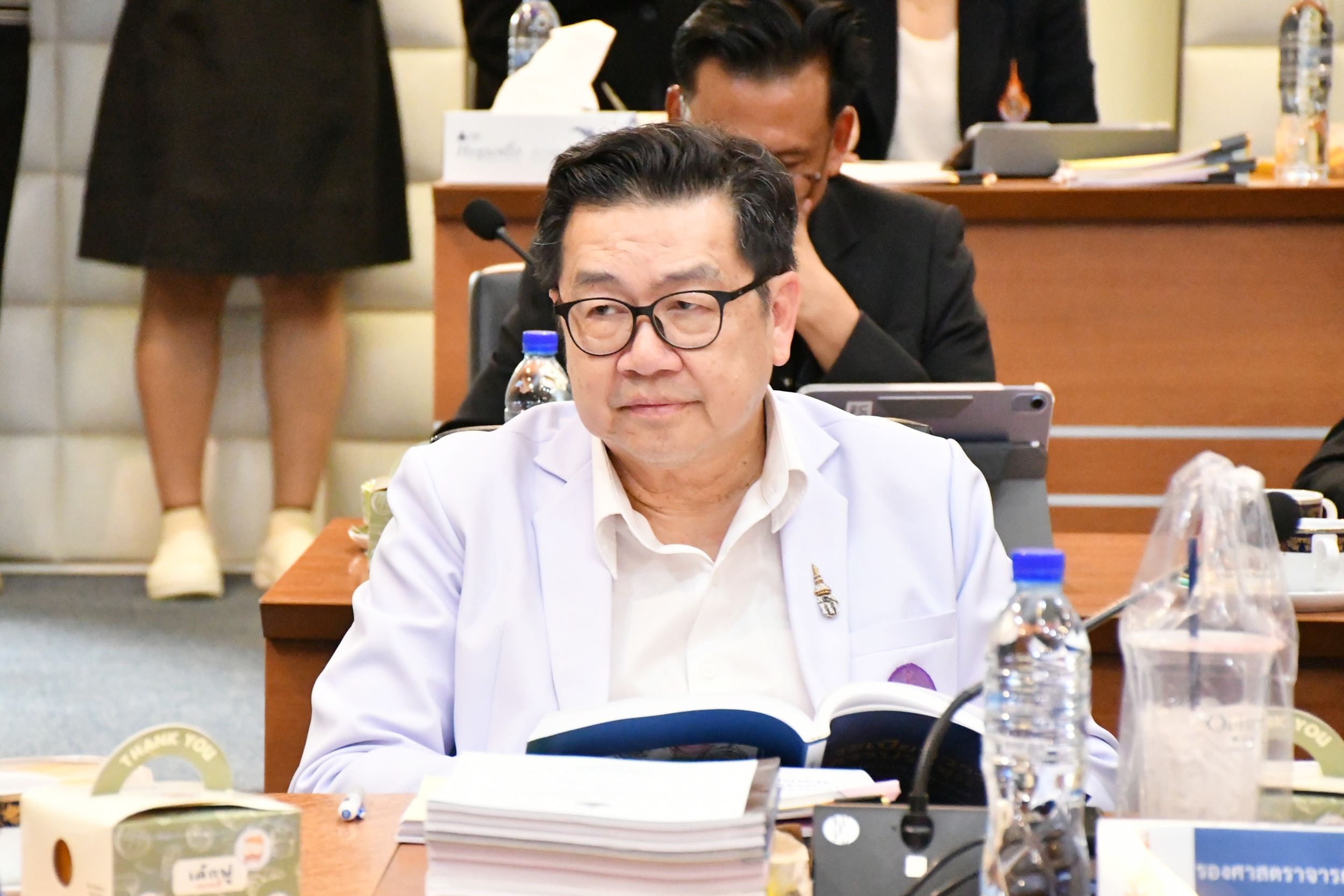 ประชุมสภา มทร.ธัญบุรี _03