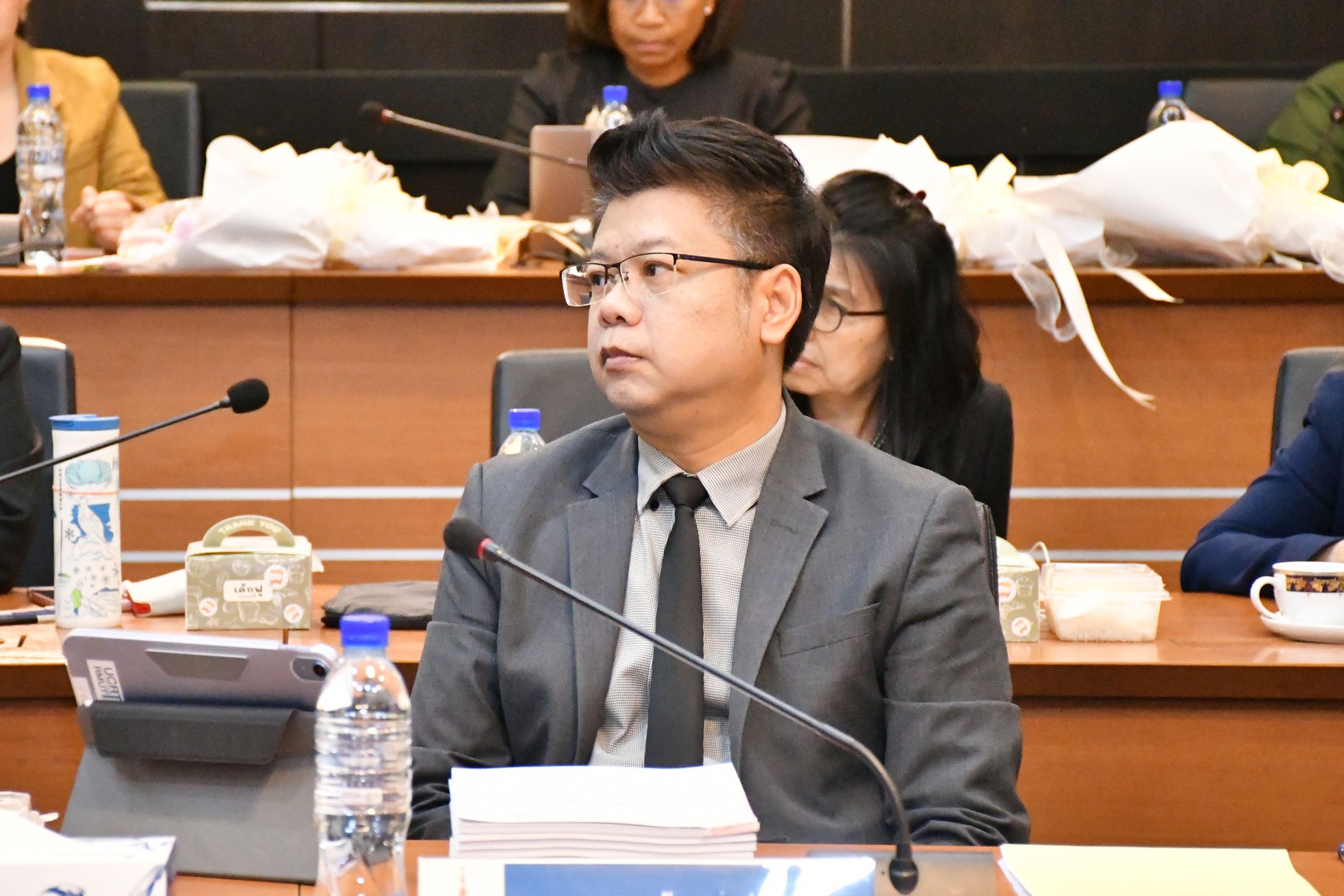 ประชุมสภา มทร.ธัญบุรี _06