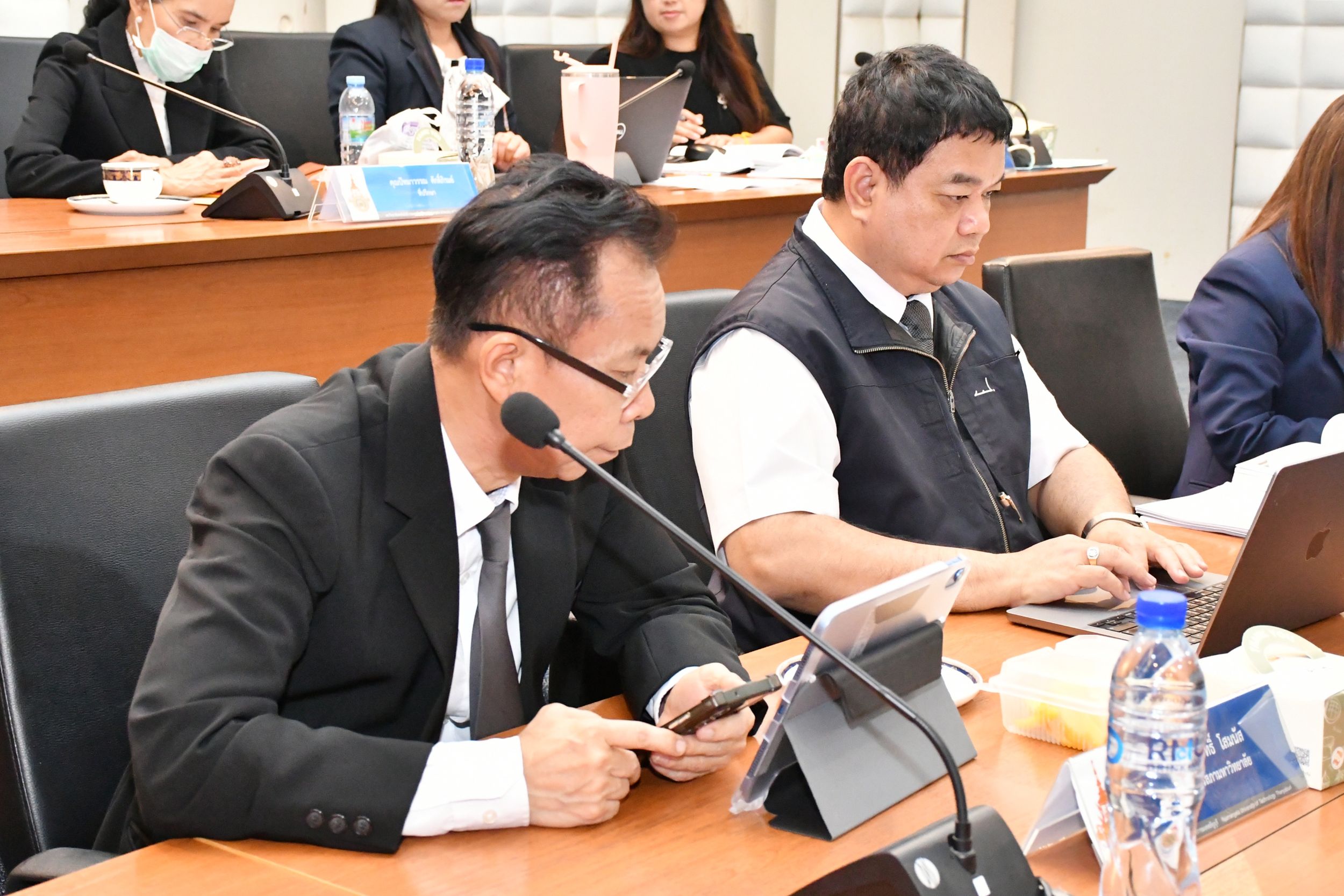 ประชุมสภา มทร.ธัญบุรี _16