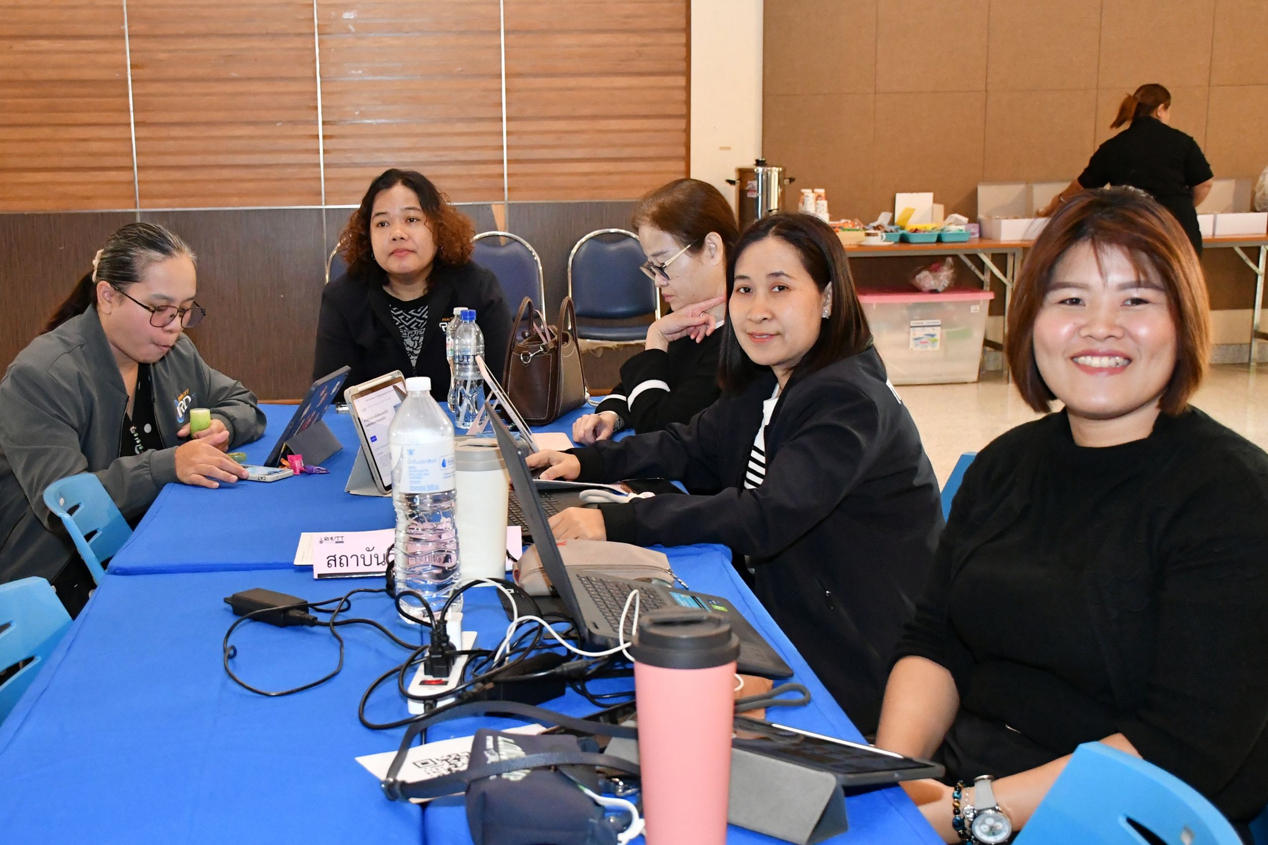 โครงการอบรมเชิงปฏิบัติการการบริหารจัดการนว_13