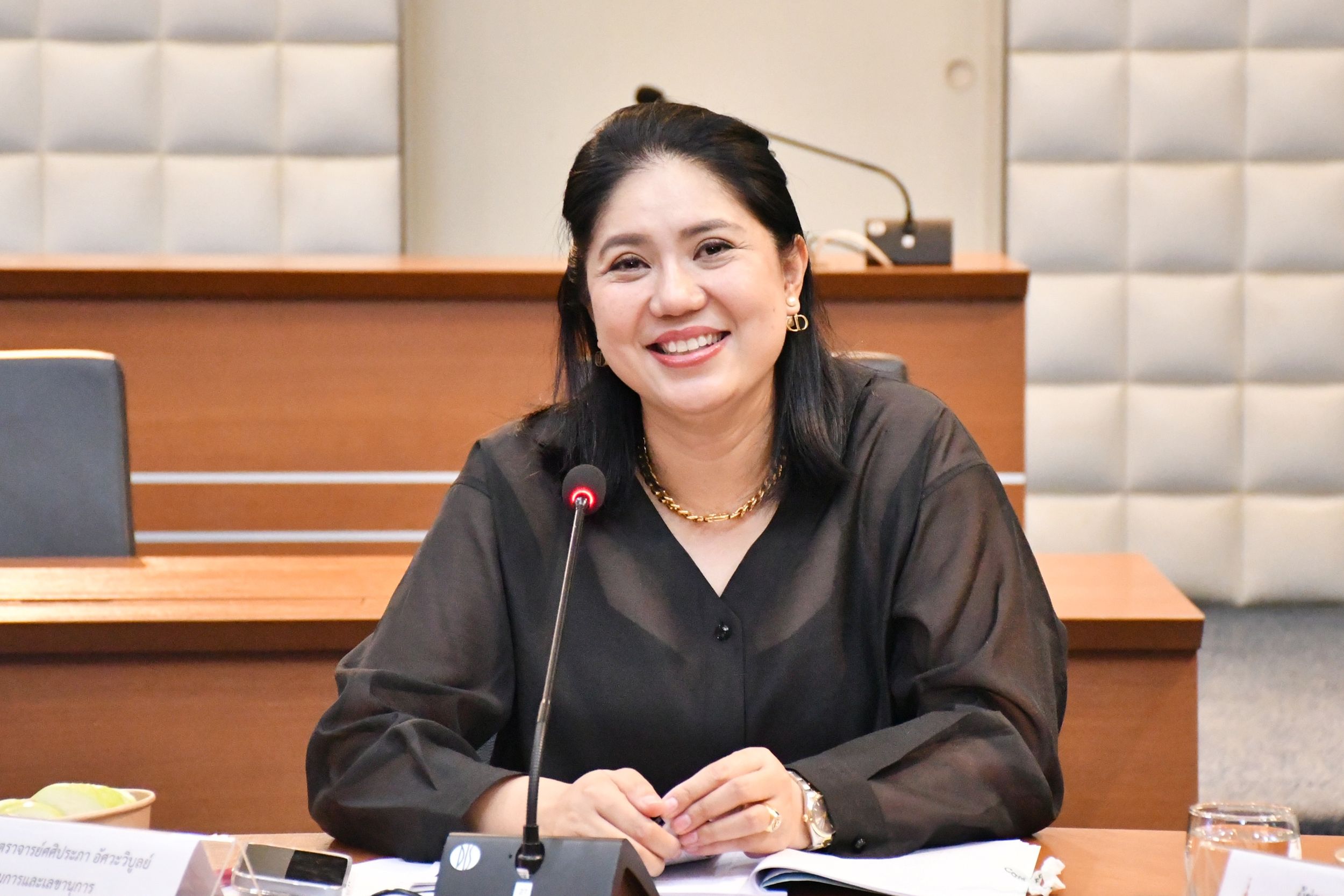 ประชุมคณะกรรมการการต่างประเทศ_02