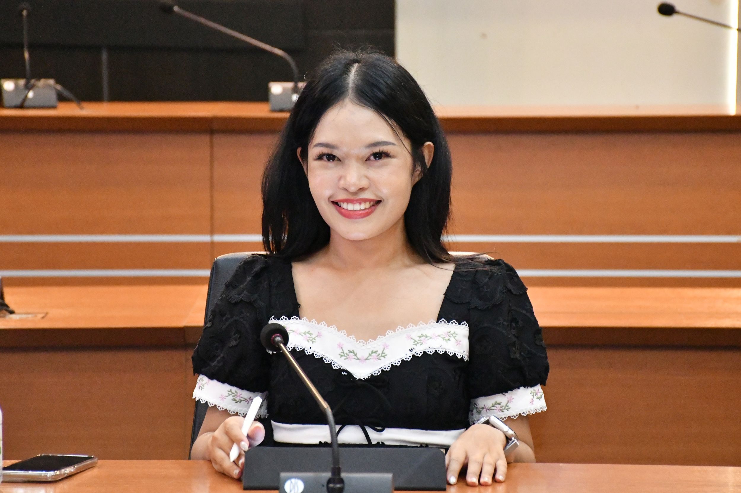 ประชุมคณะกรรมการการต่างประเทศ_04