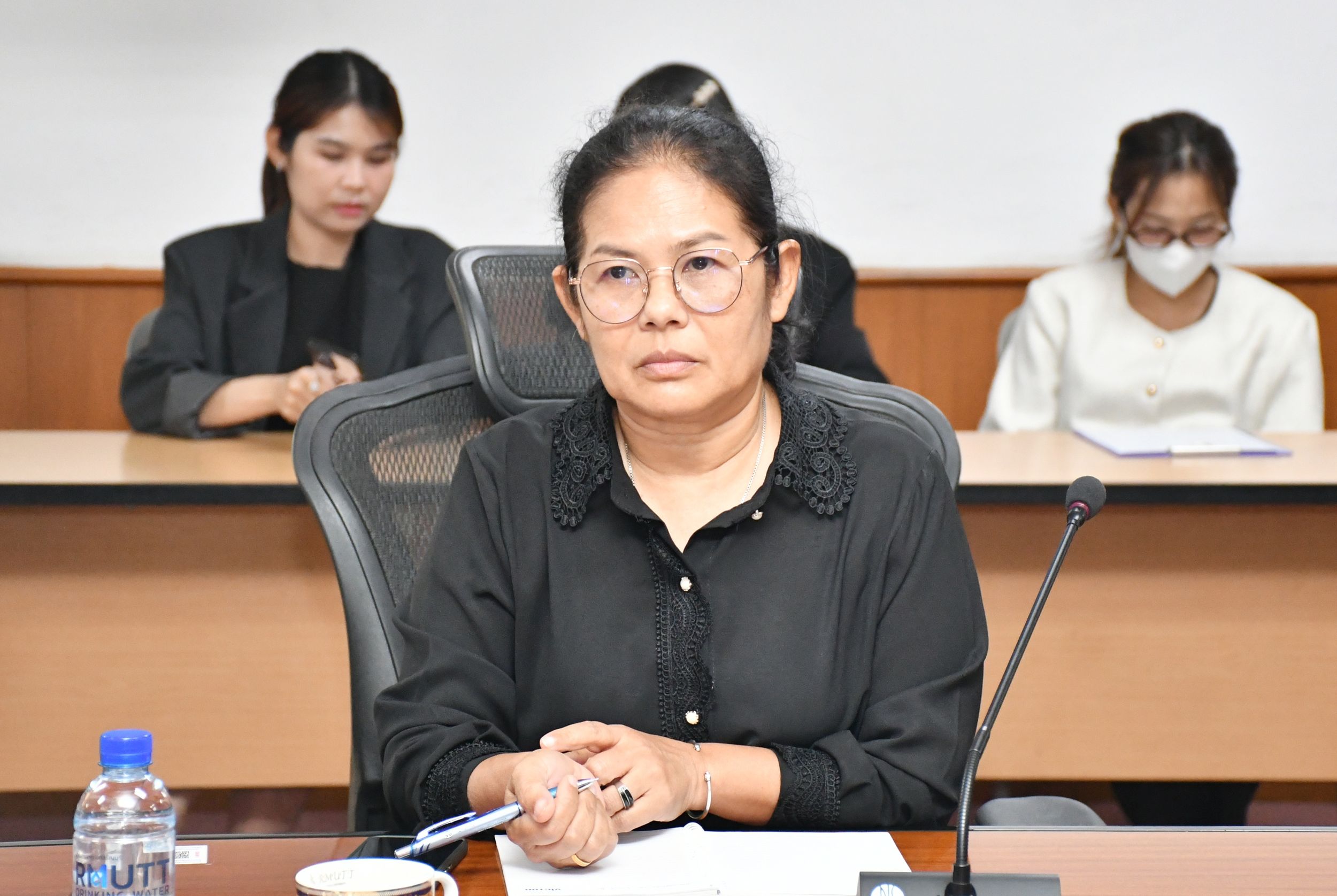 ประชุมคณะกรรมการตรวจสอบ _06