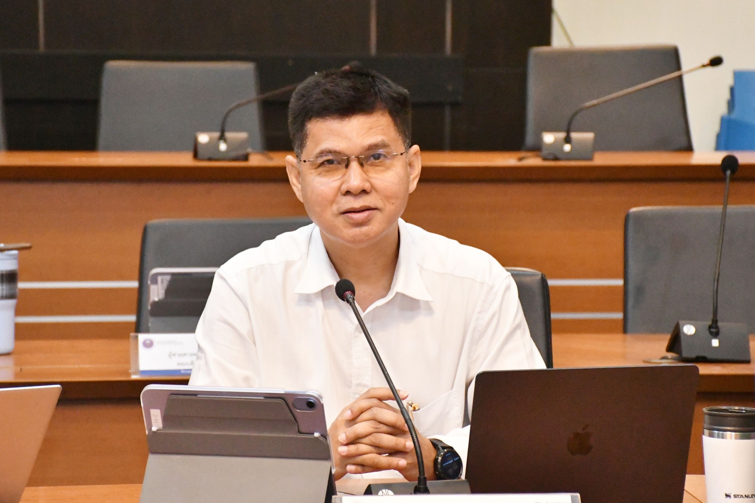 ประชุมคณะกรรมการบริหาร_04