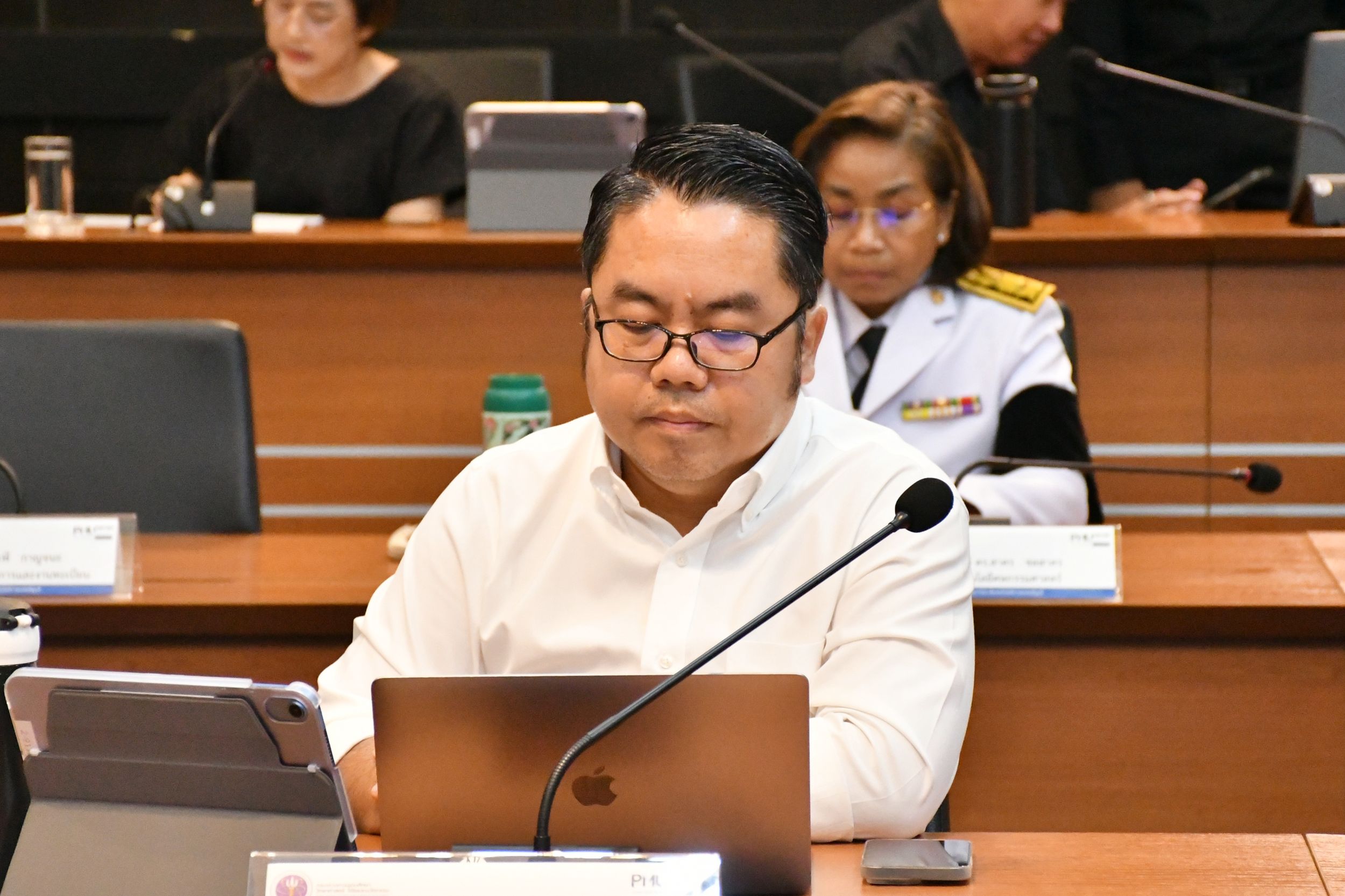 ประชุมคณะกรรมการบริหาร_08