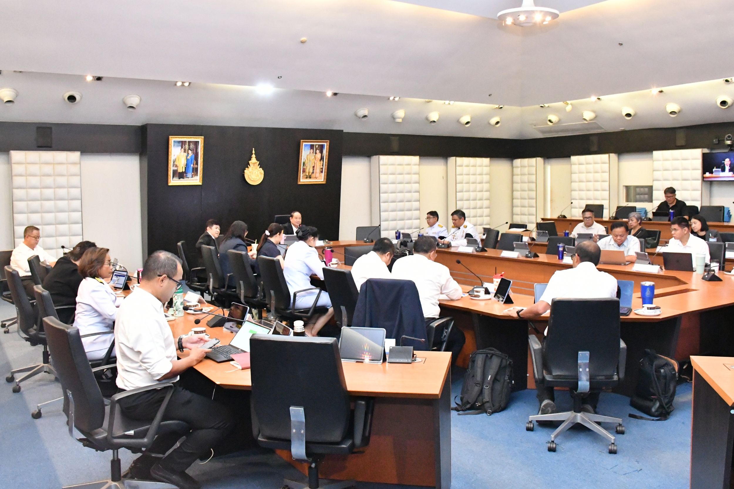 ประชุมคณะกรรมการบริหาร_16