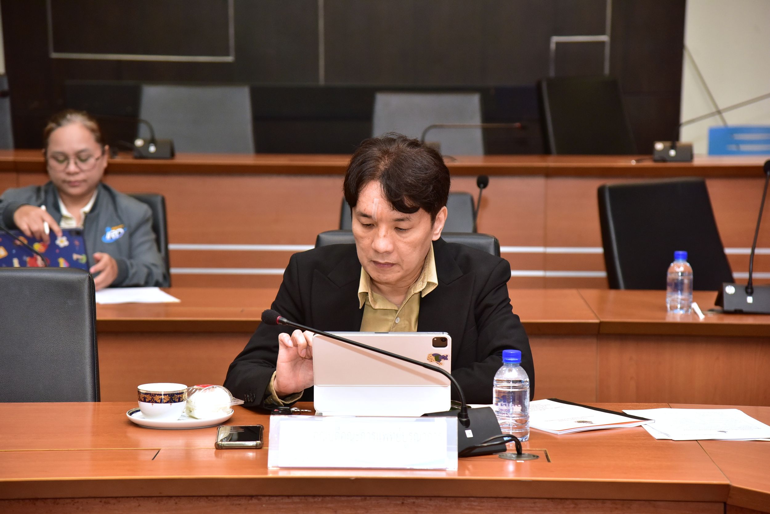 ประชุมคณะกรรมการบริหารงานวิชาการและวิจัย_02
