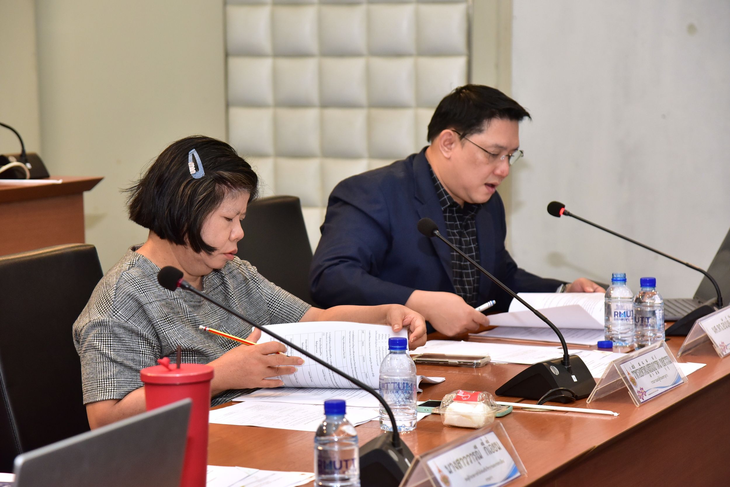 ประชุมคณะกรรมการบริหารงานวิชาการและวิจัย_13