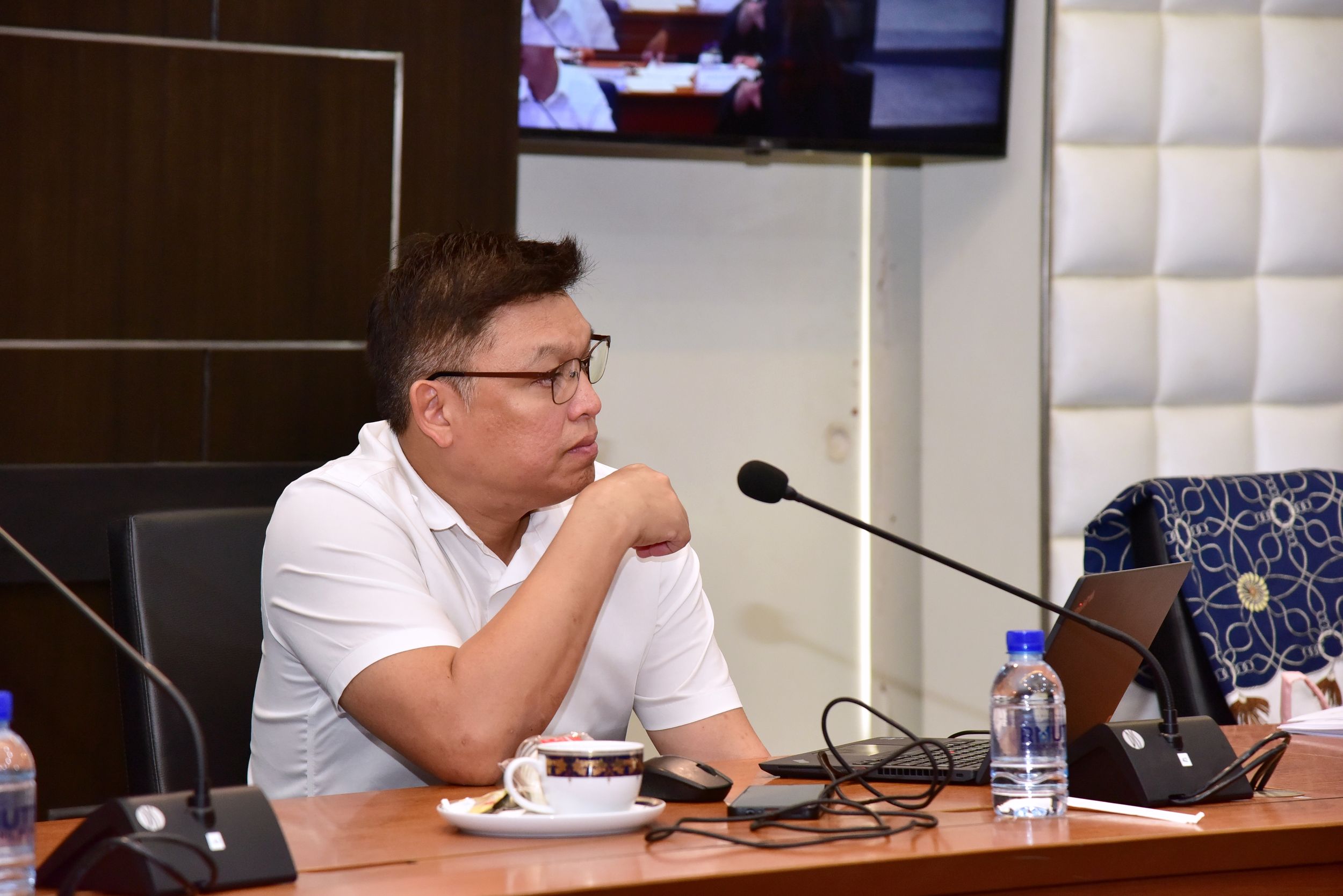 ประชุมคณะกรรมการบริหารงานวิชาการและวิจัย_15