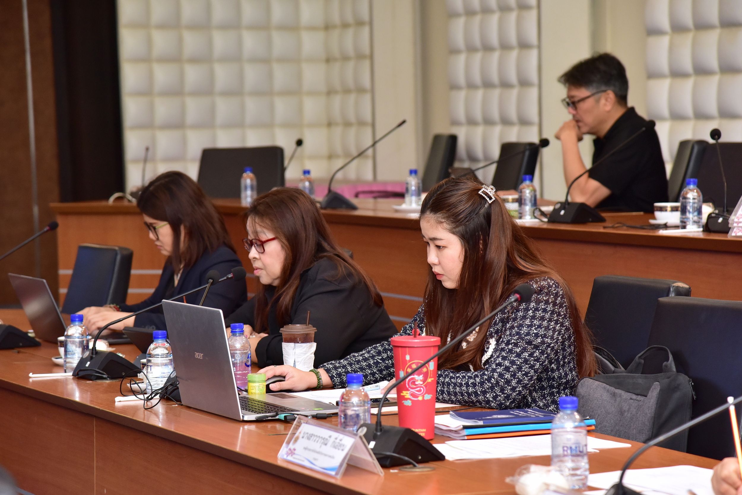 ประชุมคณะกรรมการบริหารงานวิชาการและวิจัย_17