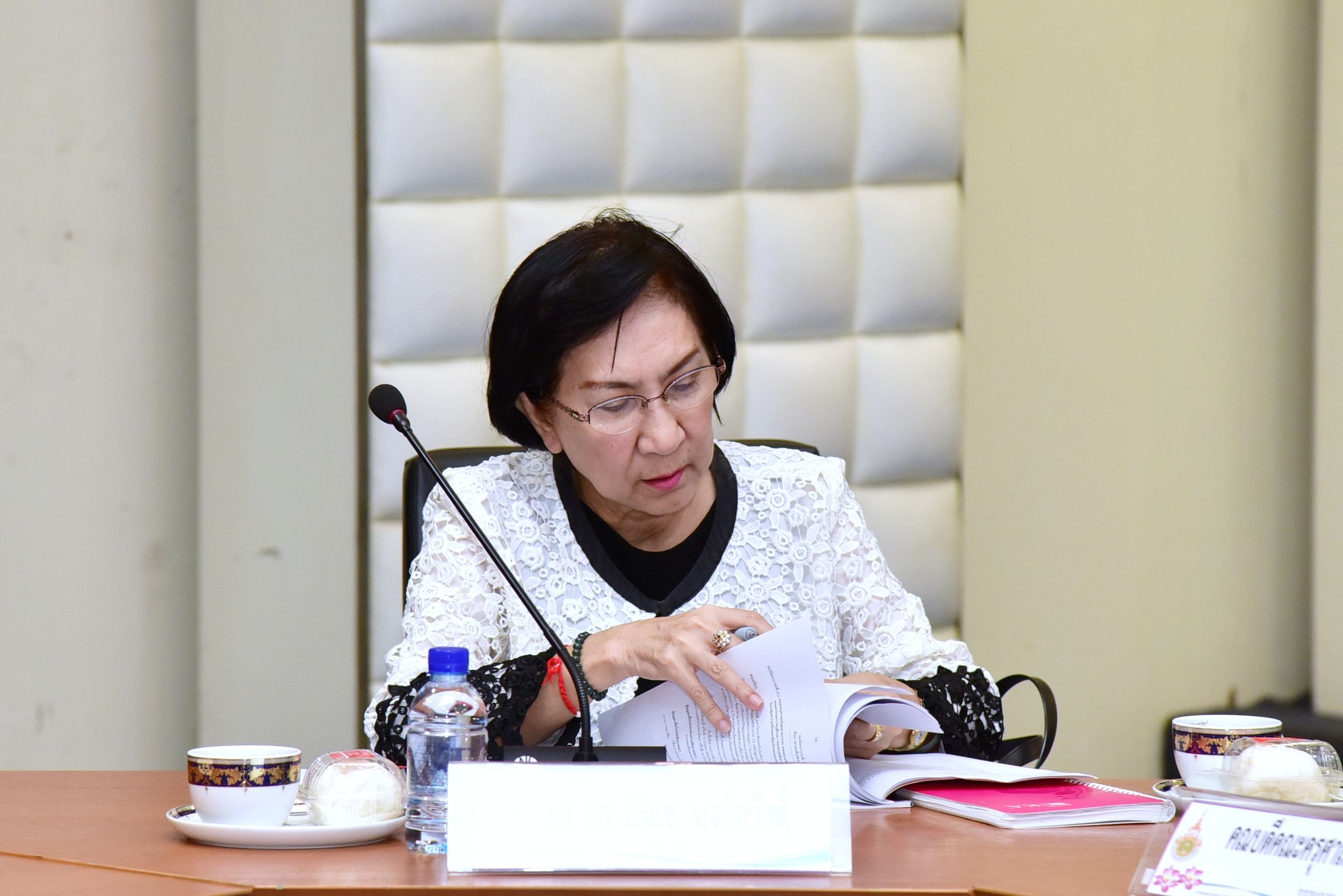 ประชุมคณะกรรมการบริหารงานวิชาการและวิจัย_19