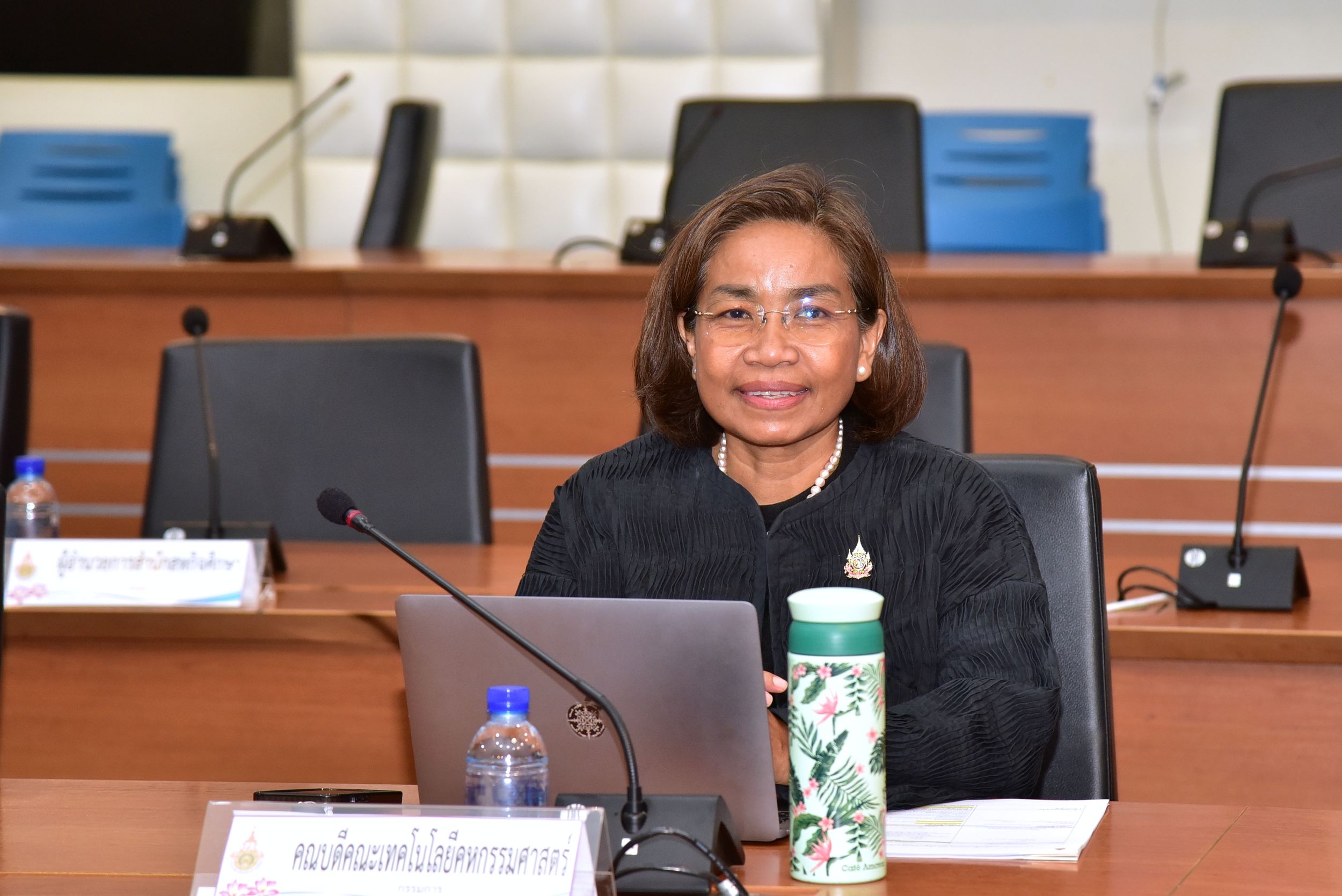 ประชุมคณะกรรมการบริหารงานวิชาการและวิจัย_22