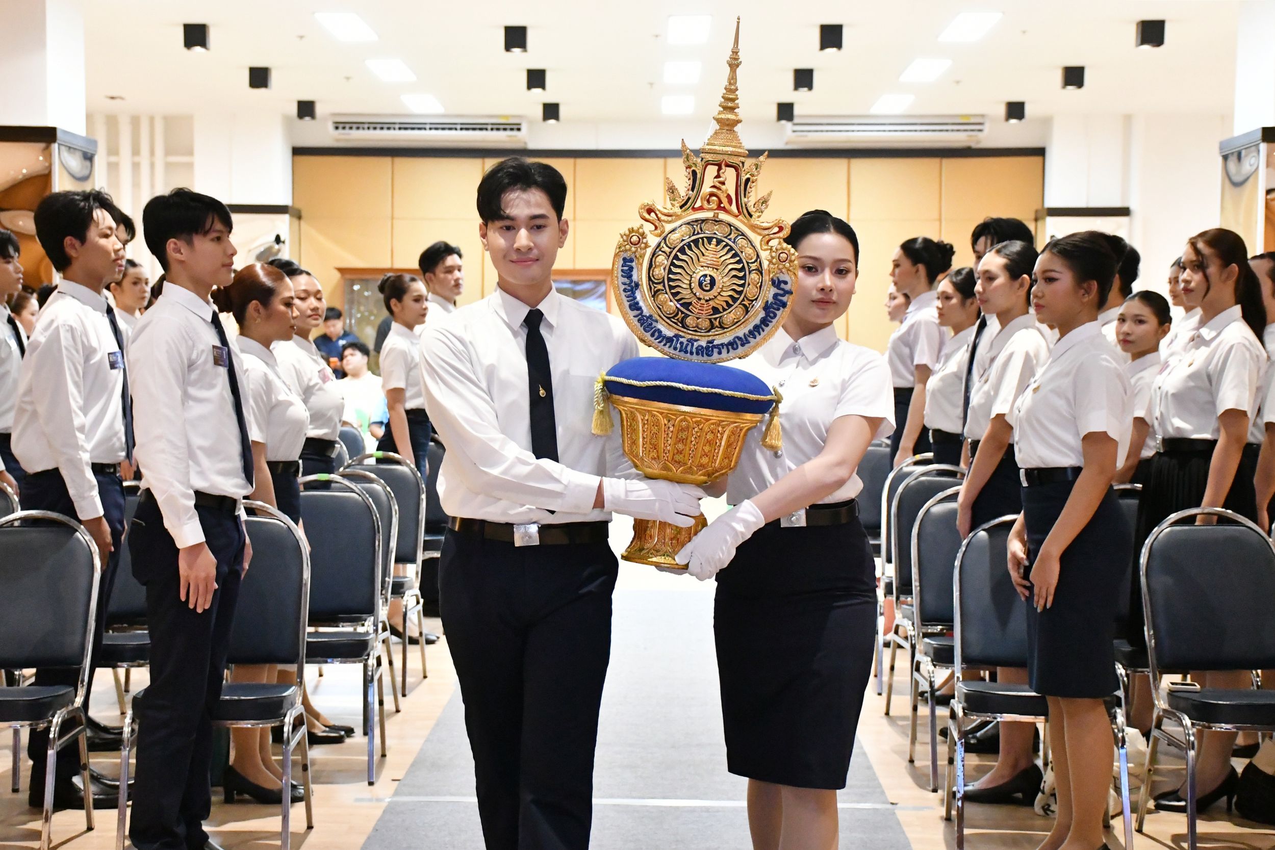ค้นหาตัวแทนผู้อัญเชิญตรามหาวิทยาลัย และสุดย_03