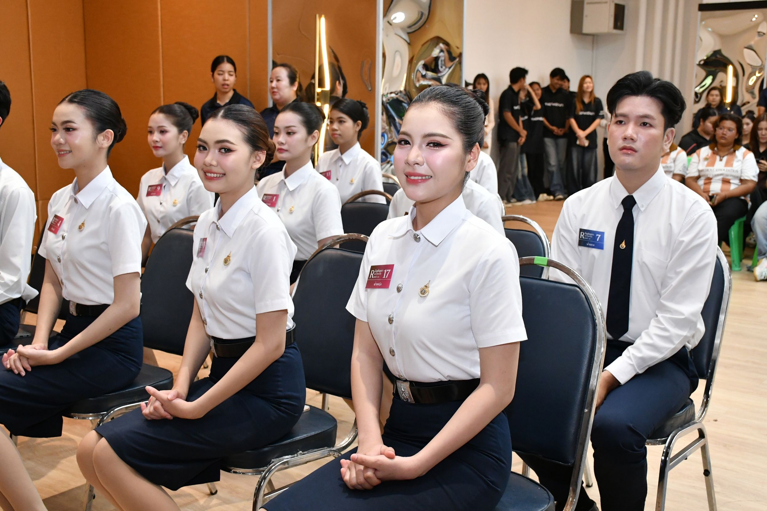 ค้นหาตัวแทนผู้อัญเชิญตรามหาวิทยาลัย และสุดย_11