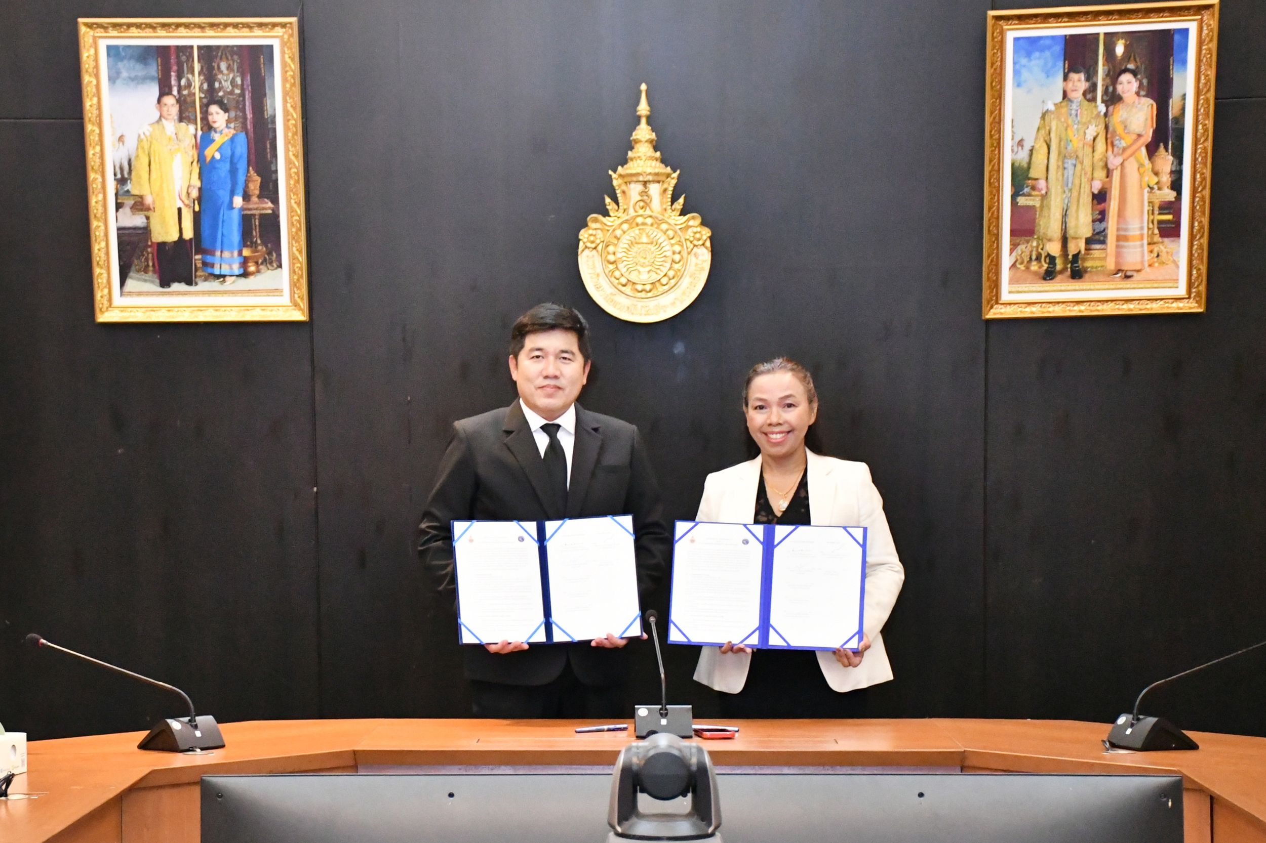 MOU ระหว่าง มทร.ธัญบุรี กับ เทศบาลบางคูวัด _09