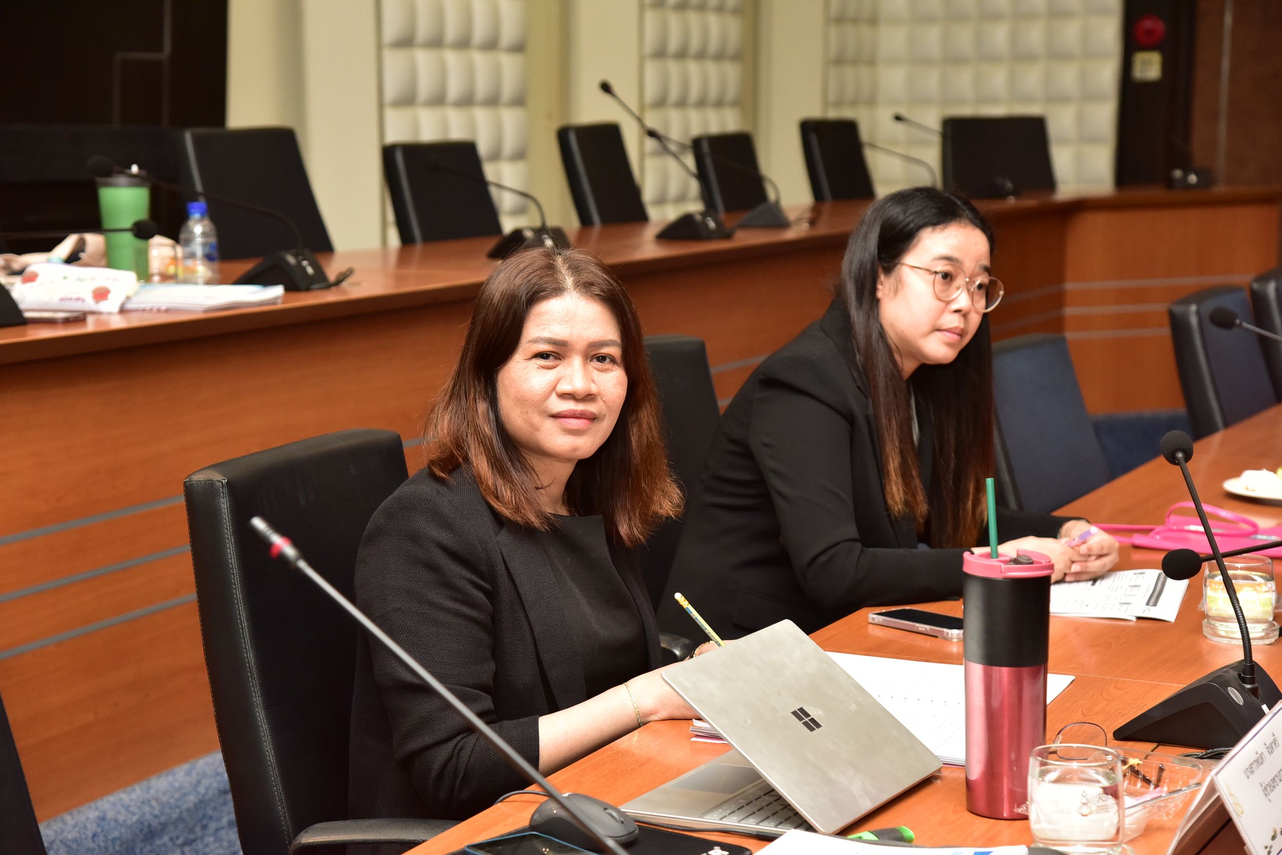 ประชุมคณะกรรมการการเงินและทรัพย์สิน ครั้งที่ 10_12