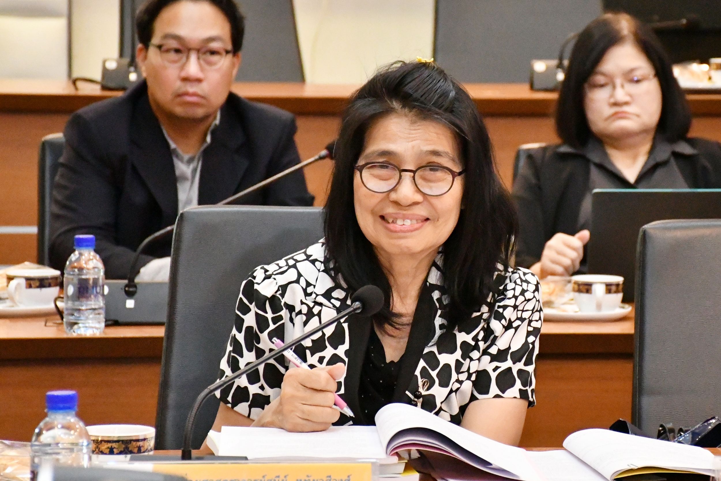 ประชุมคณะกรรมการด้านหลักสูตร_07