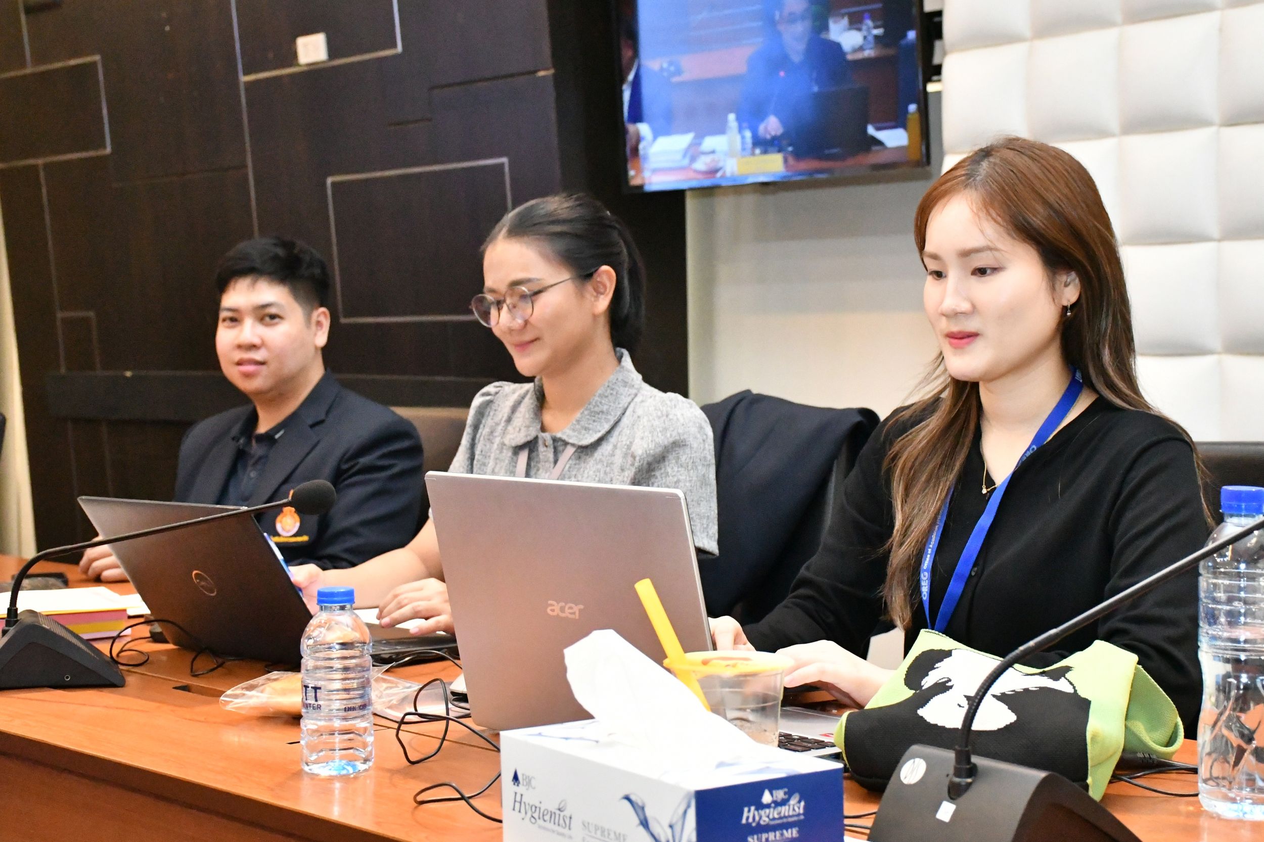ประชุมคณะกรรมการด้านหลักสูตร_11