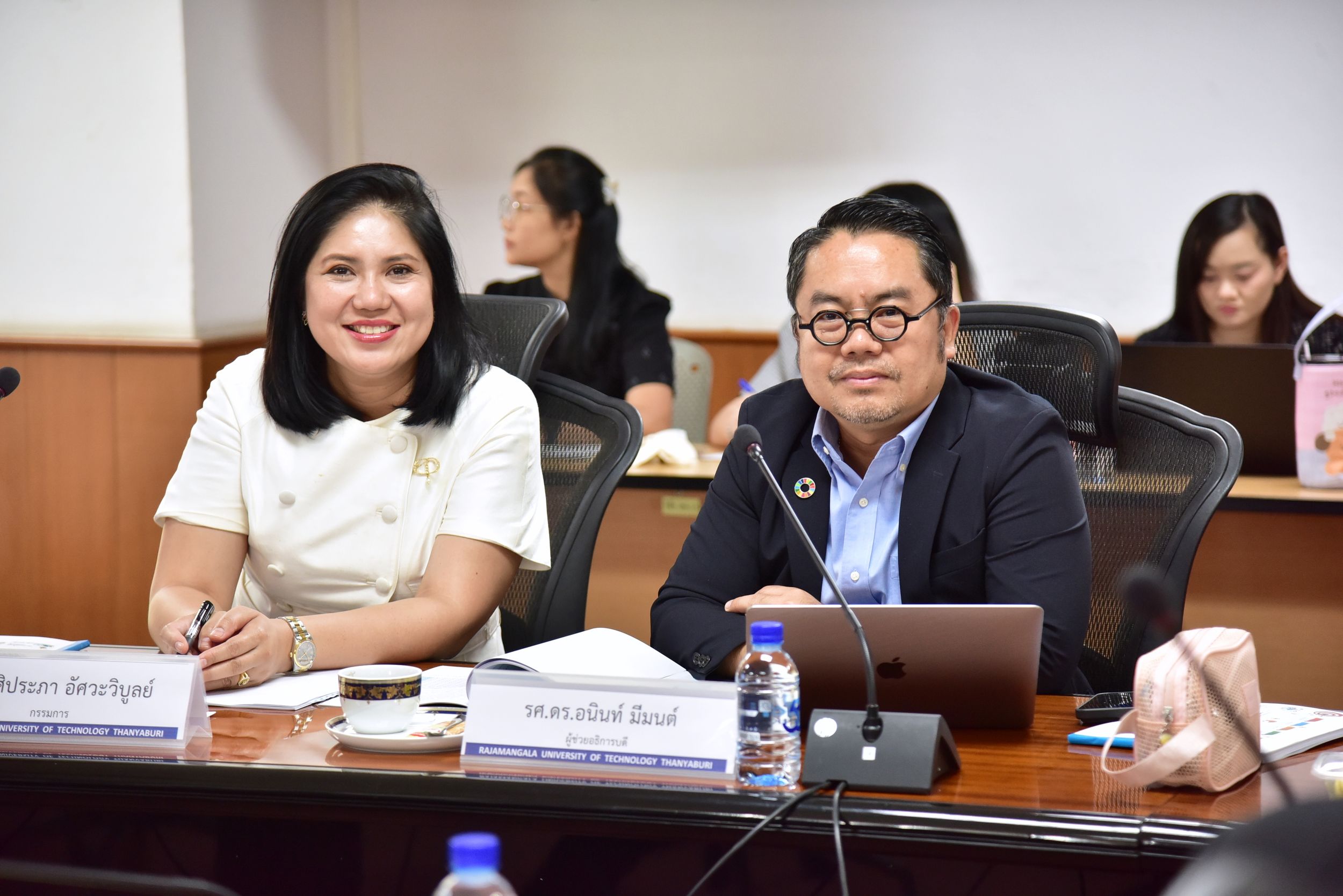 ประชุมคณะกรรมการยุทธศาสตร์ _03